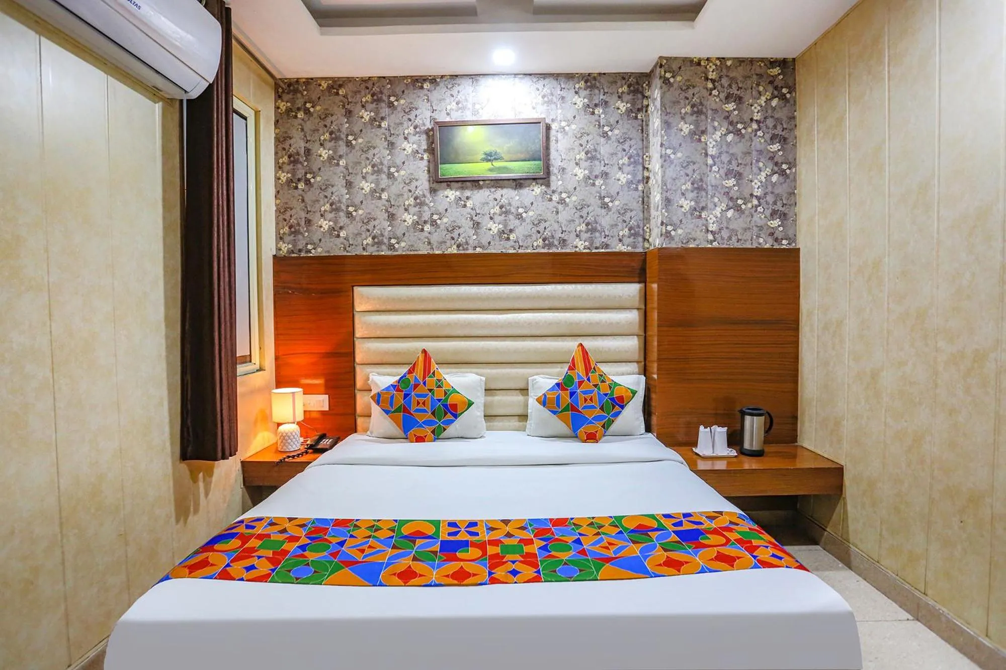 Bed in FabHotel Frolic