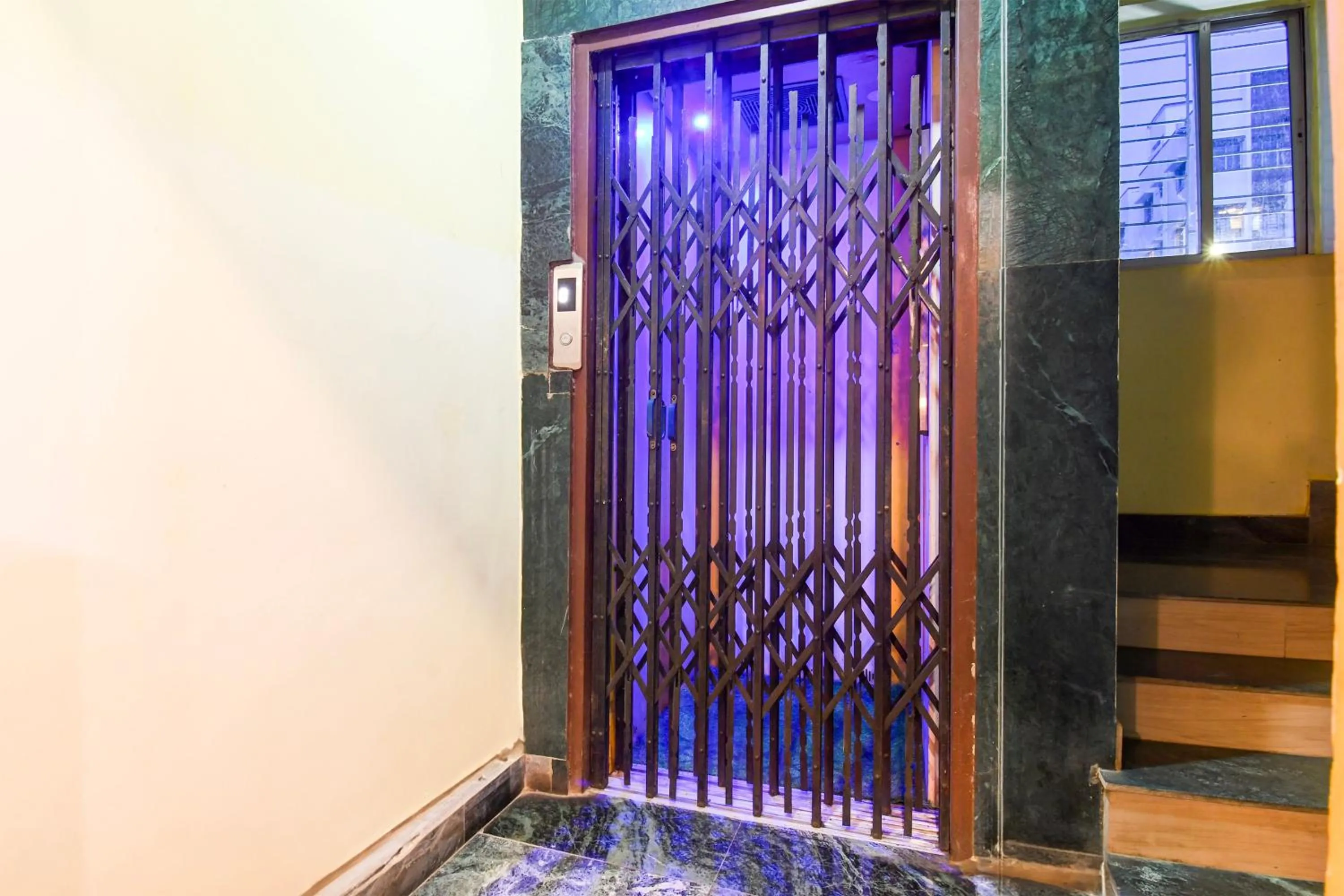 Lobby or reception in Super Hotel O New Town Near Kolkata Airport