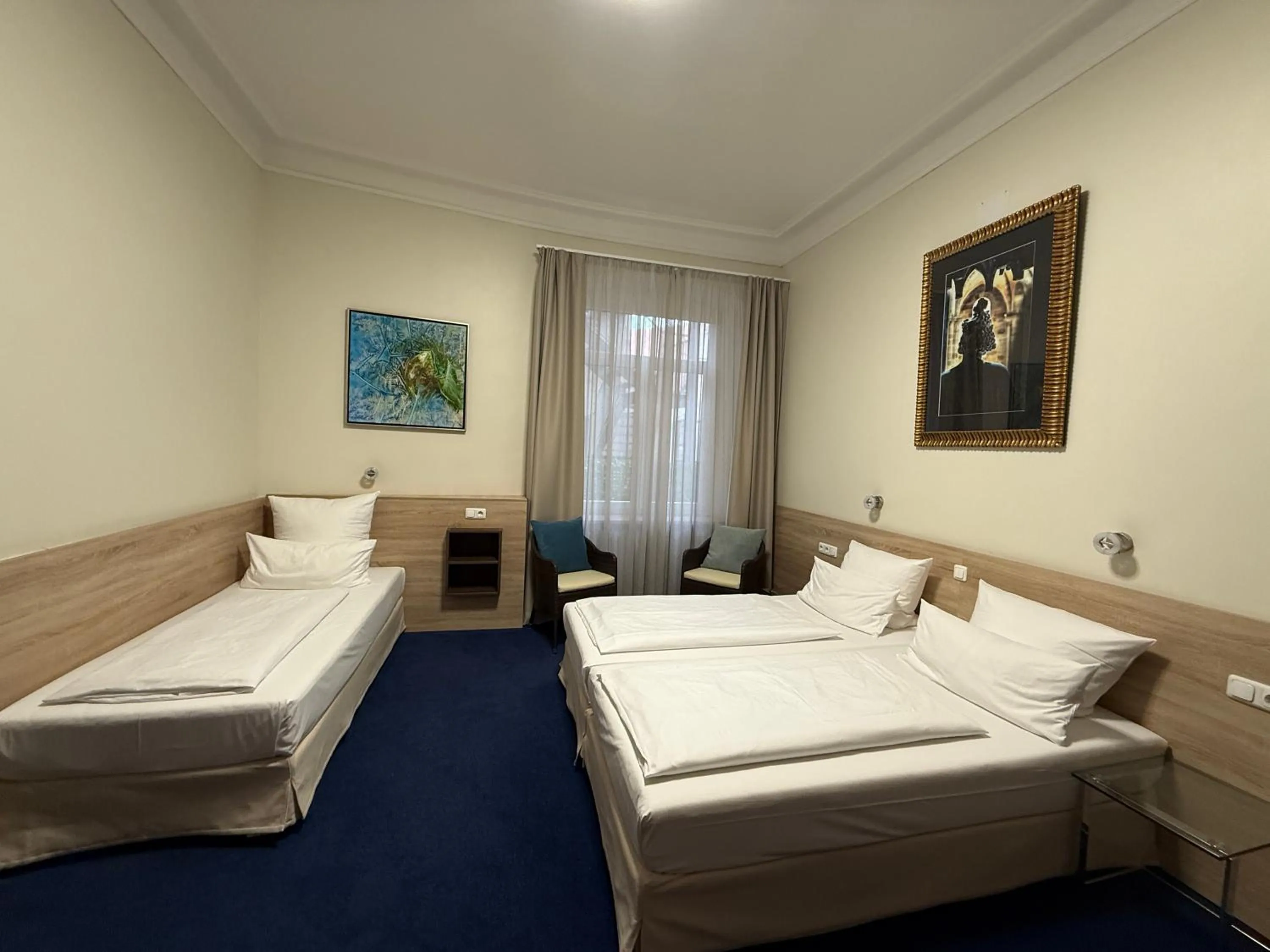 Bedroom, Bed in Hotel Central