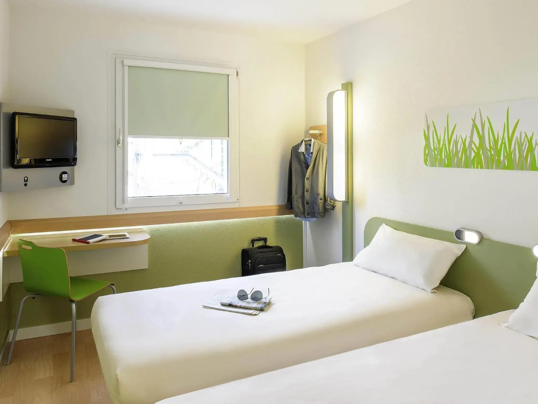 Twin Room in ibis budget Caen Mondeville Twin Room in ibis budget Caen Mondeville