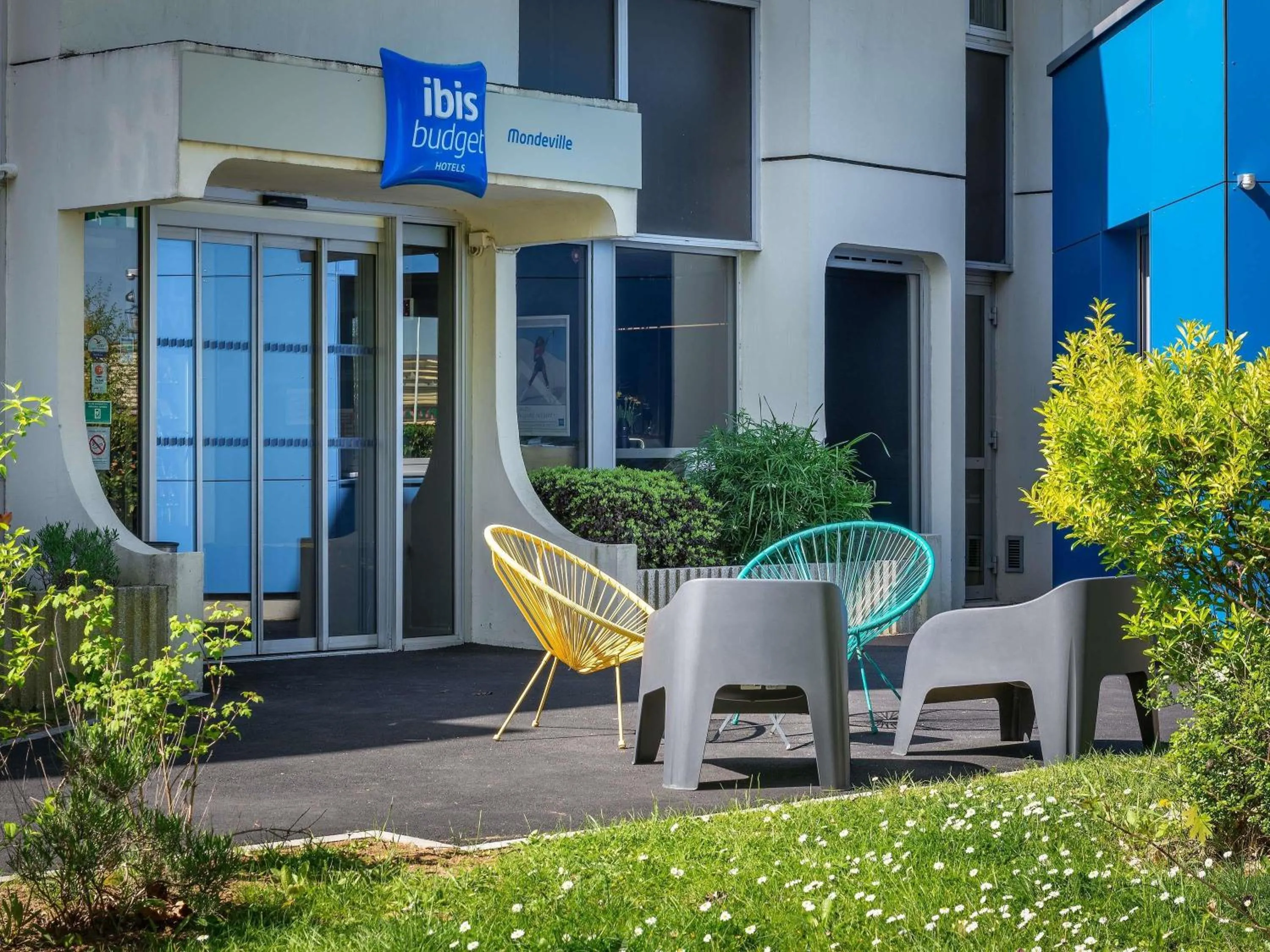 Property building in ibis budget Caen Mondeville
