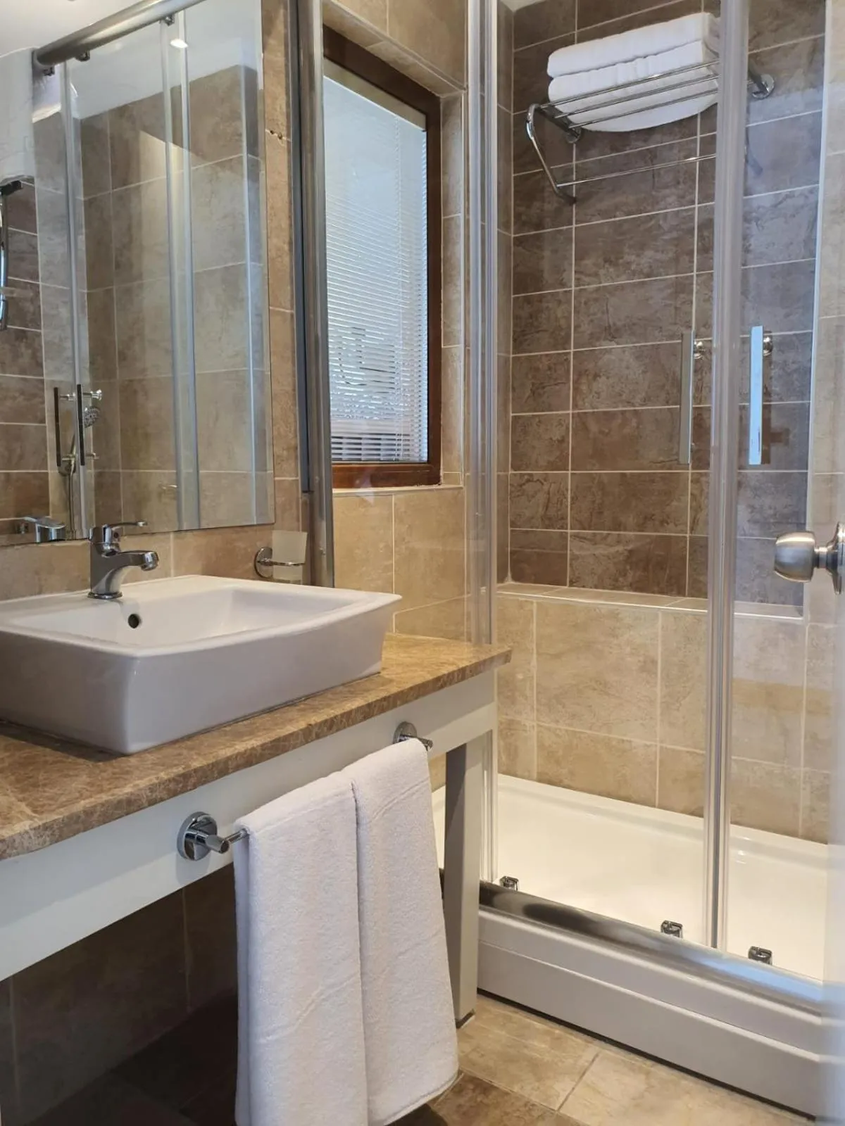 Bathroom in DOUBLE ROYAL HOTEL