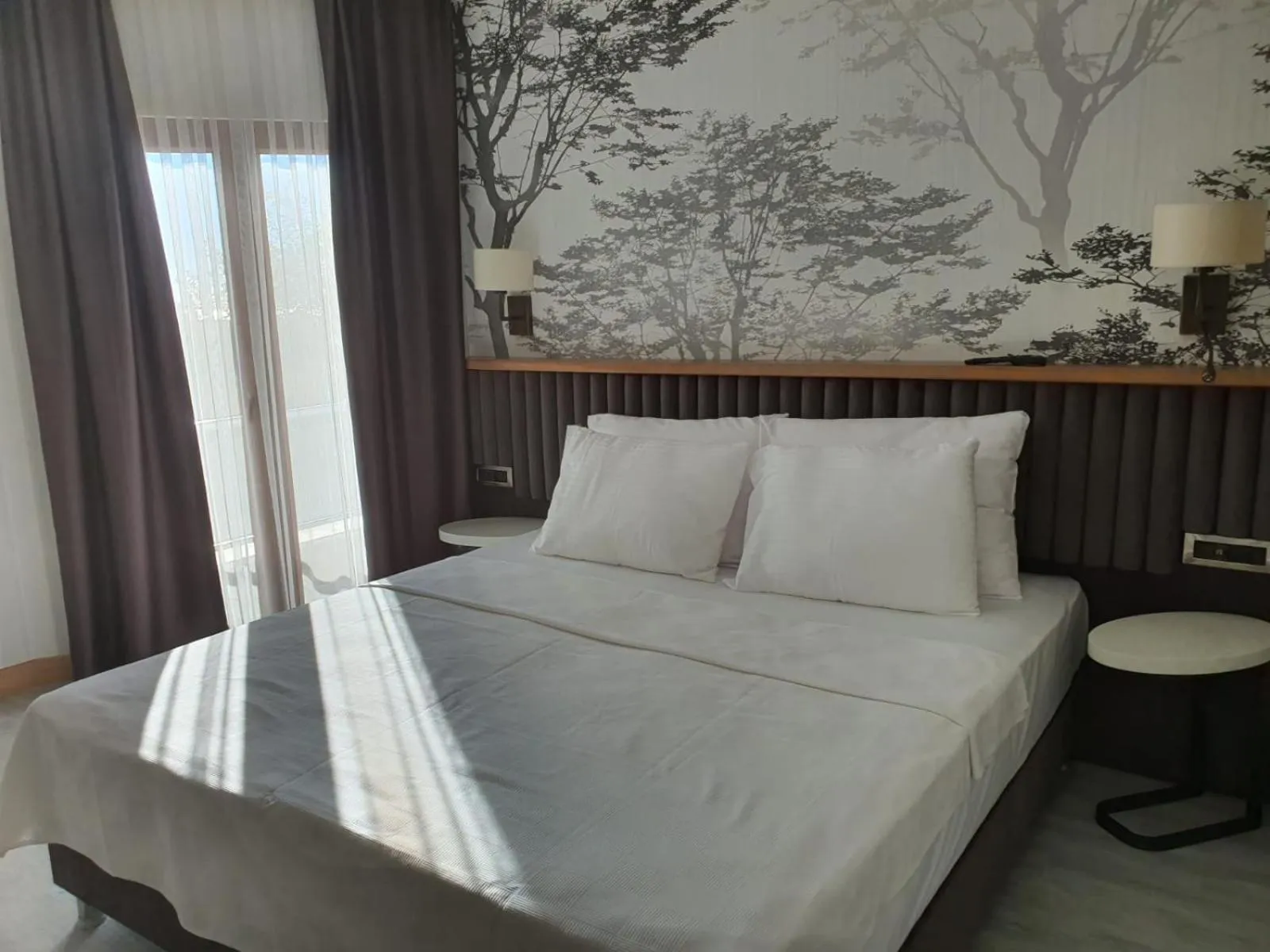 Massage, Bed in DOUBLE ROYAL HOTEL