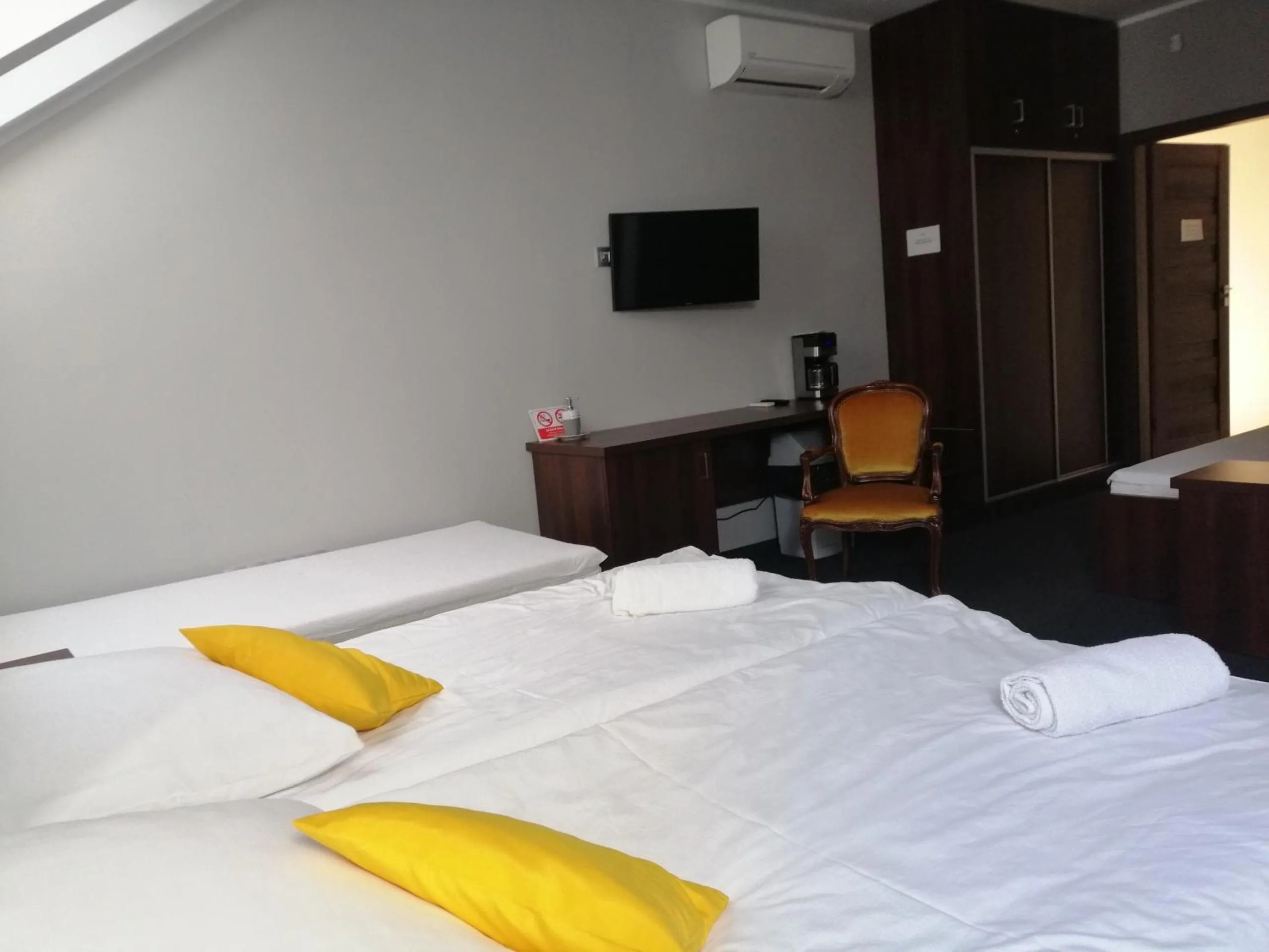 TV and multimedia, Bed in Pokoje Gościnne z łazienkami