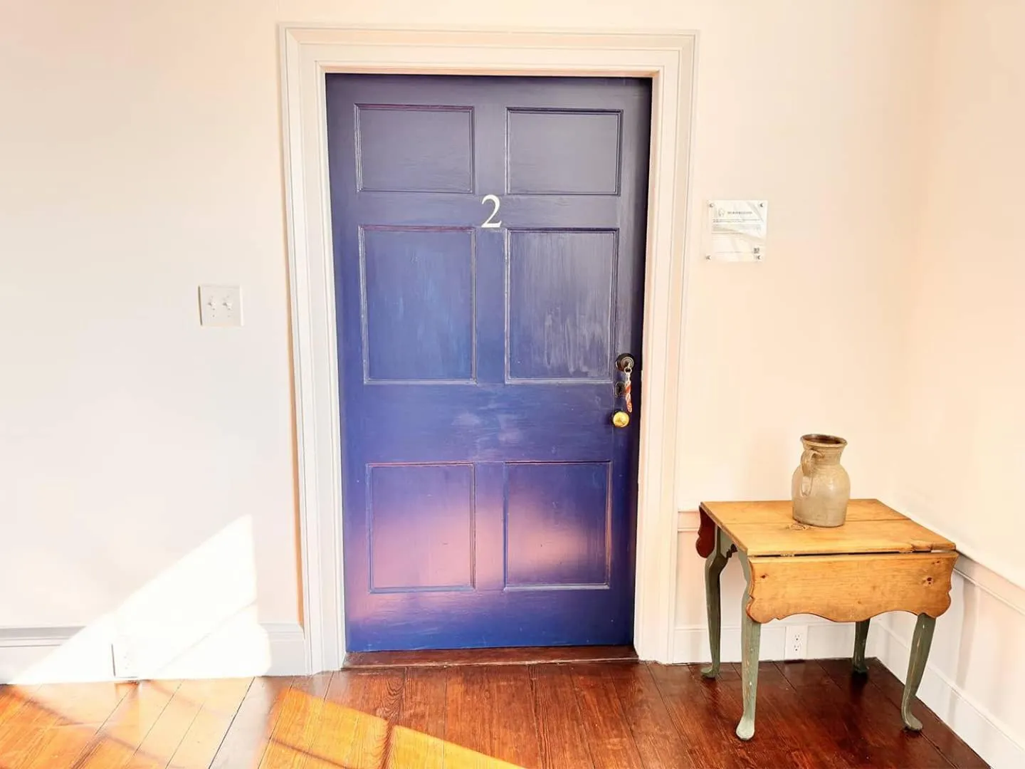 Decorative detail in The Sunnyside Sisters Bed and Breakfast