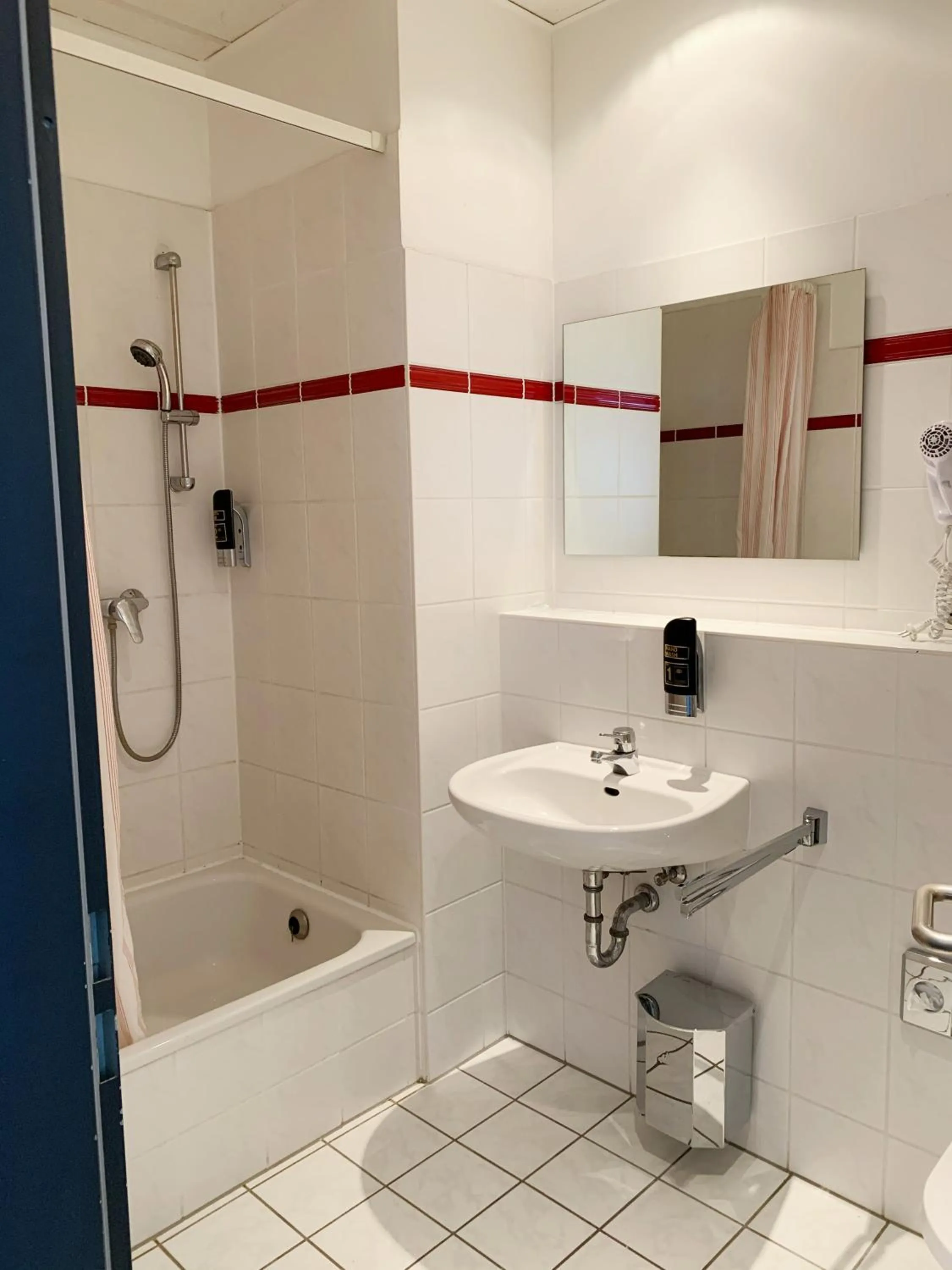 Bathroom in Hotel Birkenwerder