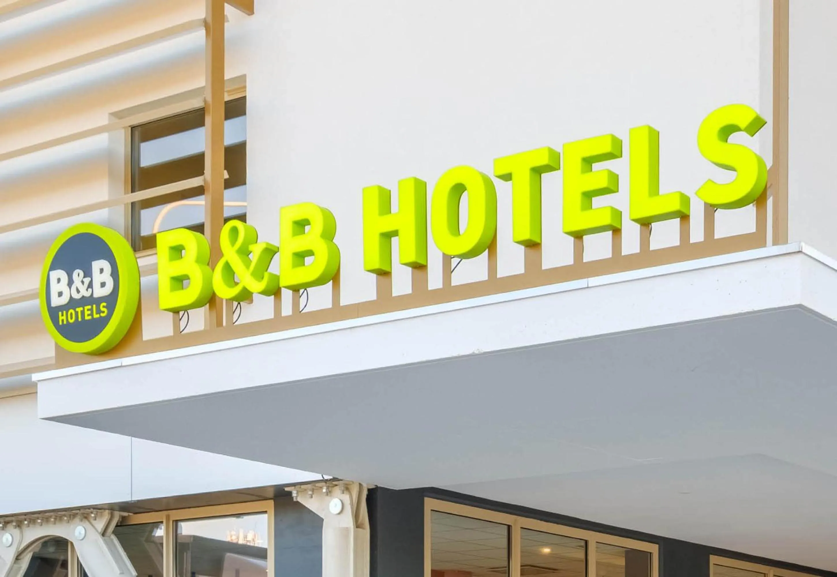Property logo or sign in ibis budget Thionville Yutz