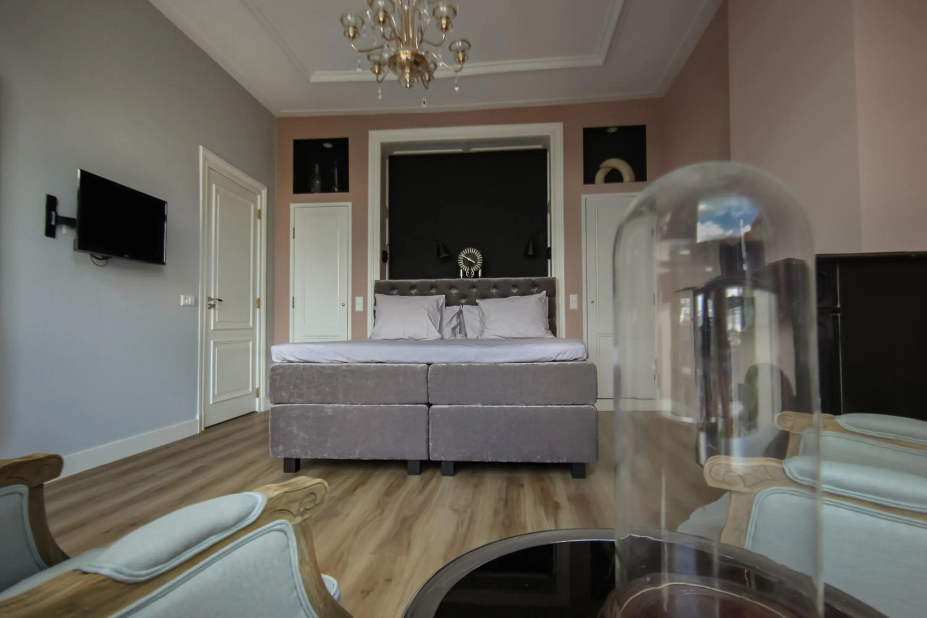 Bed in MUZE Hotel Utrecht