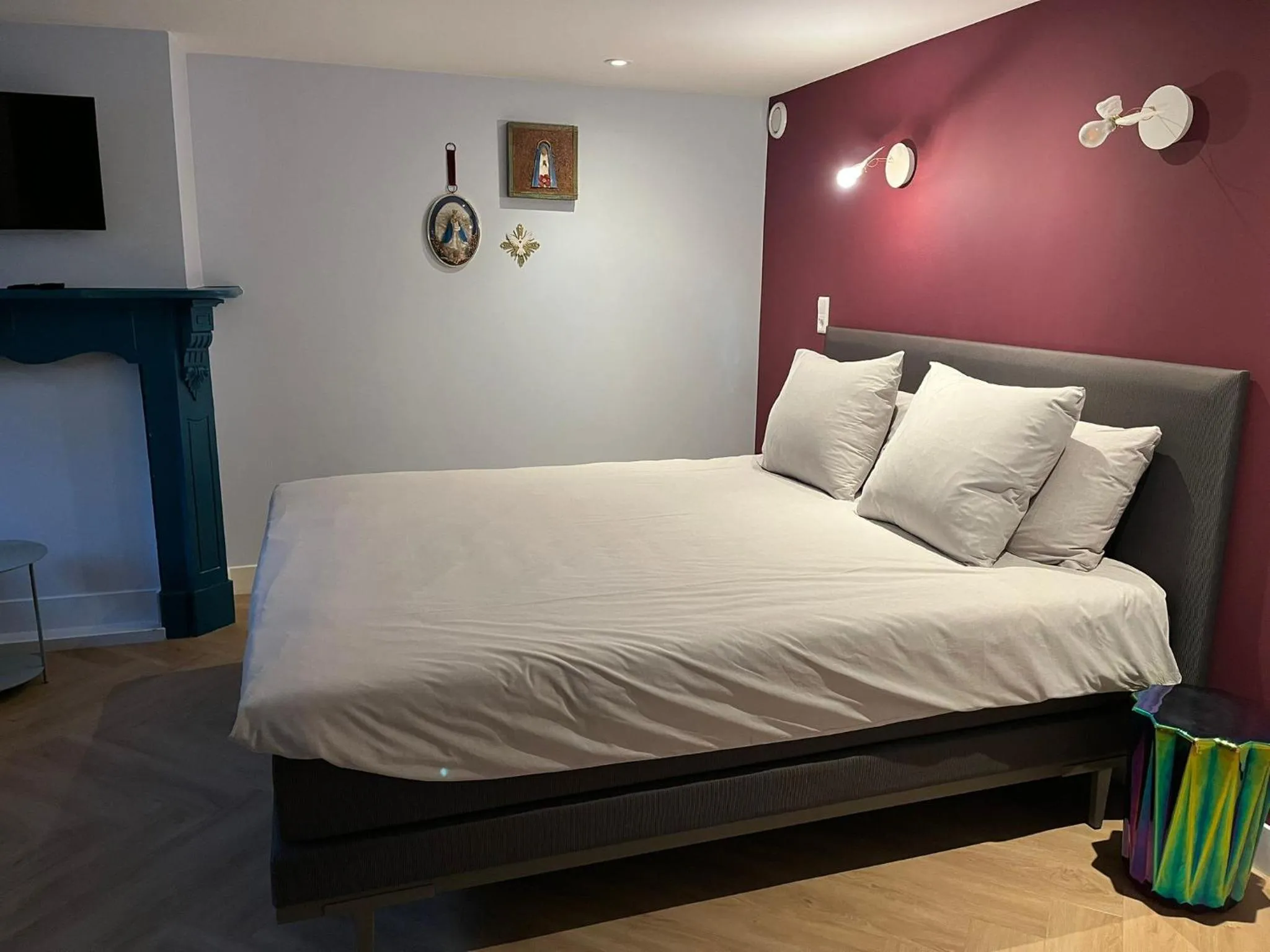 Bed in MUZE Hotel Utrecht