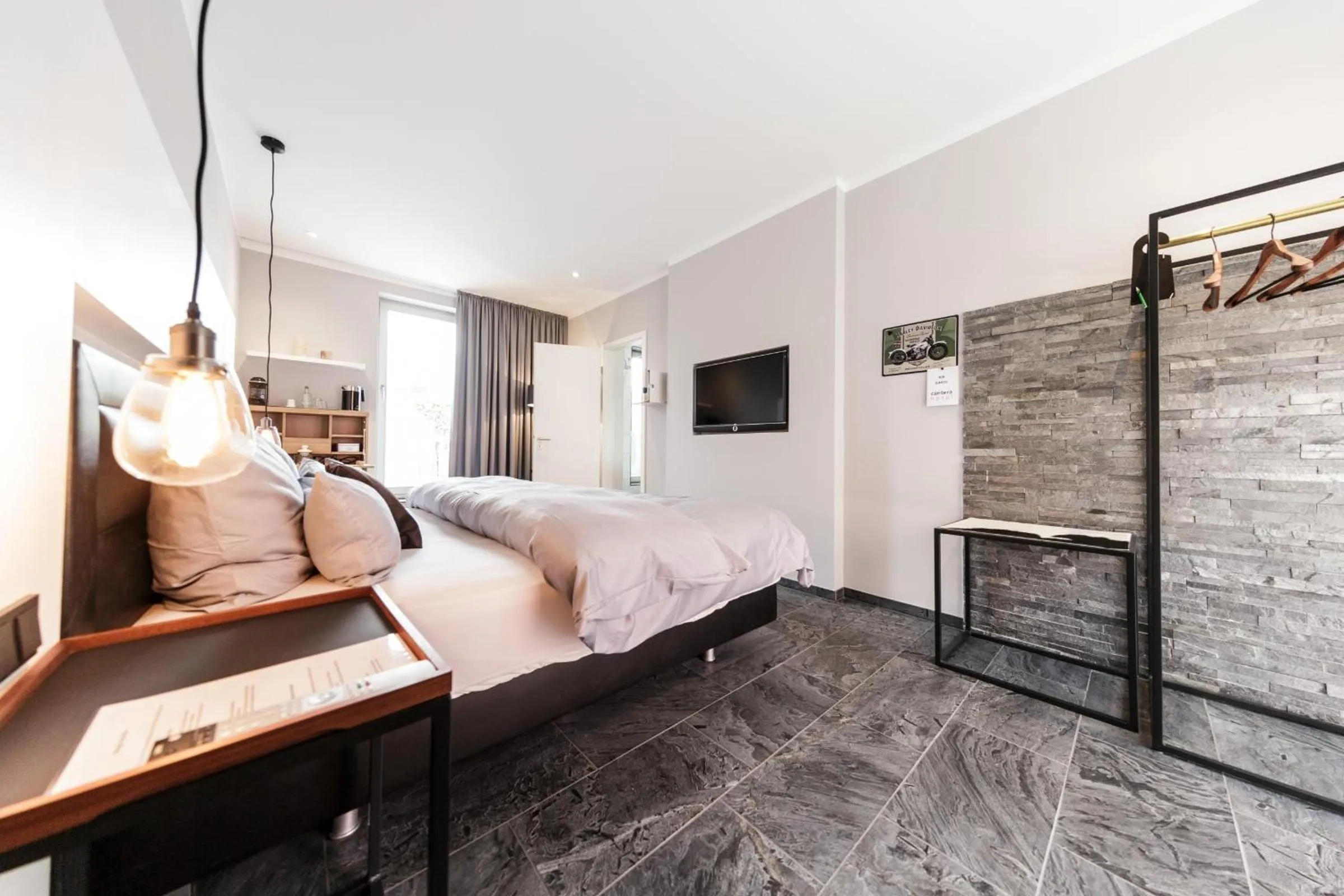 Bed in cantera by Wiegand