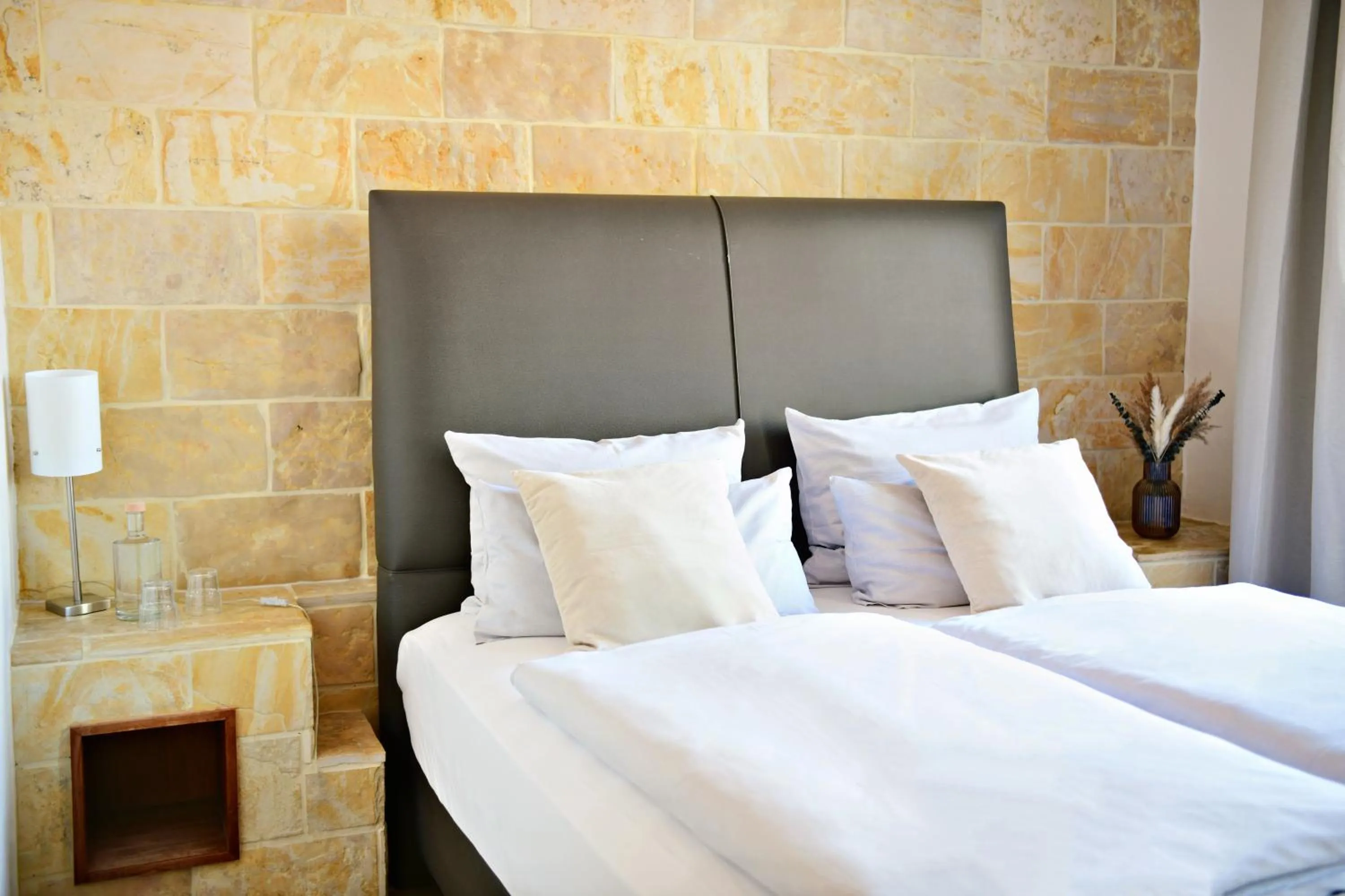 Bed in cantera by Wiegand