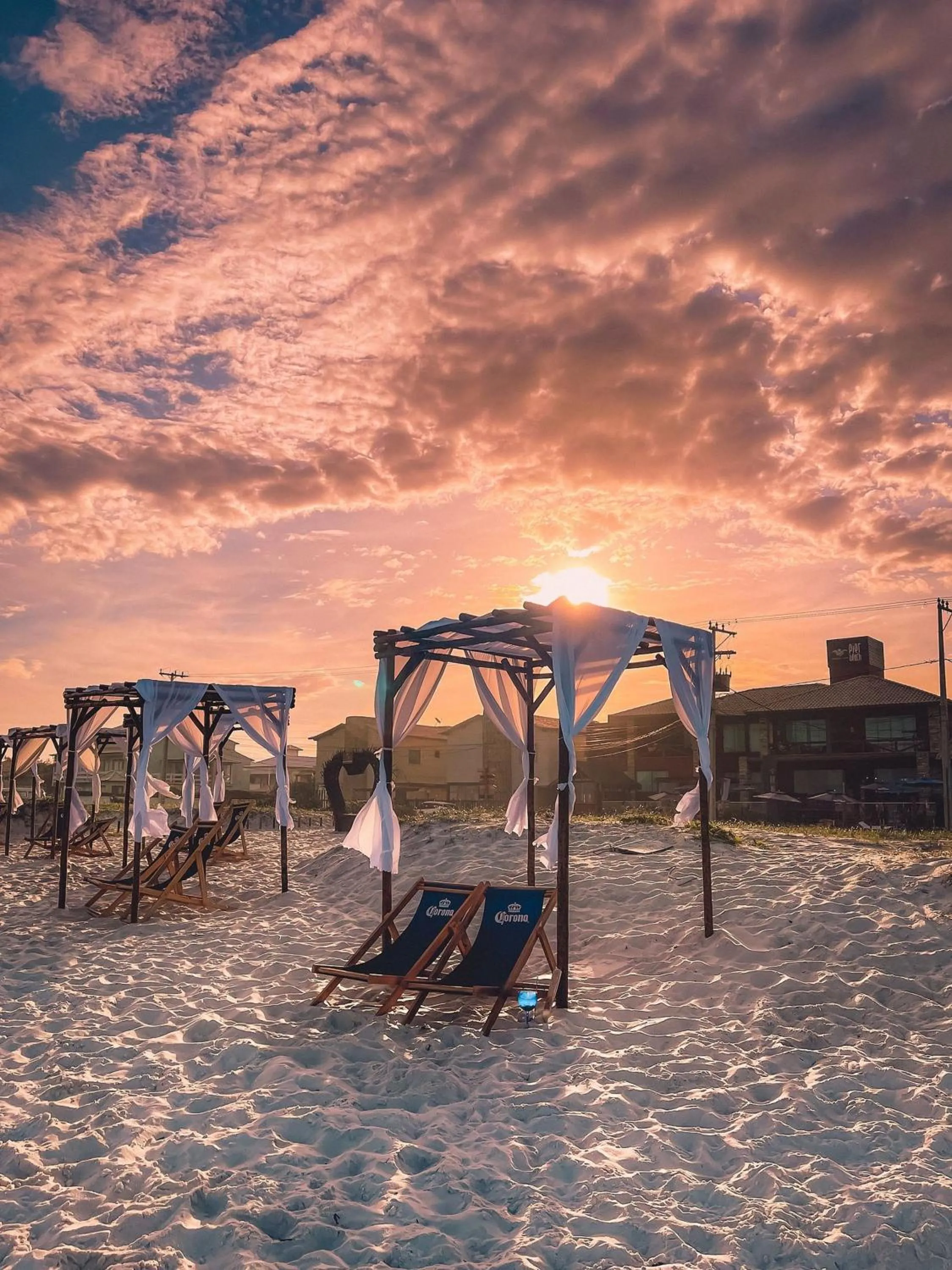 Beach in Pier Beach Club