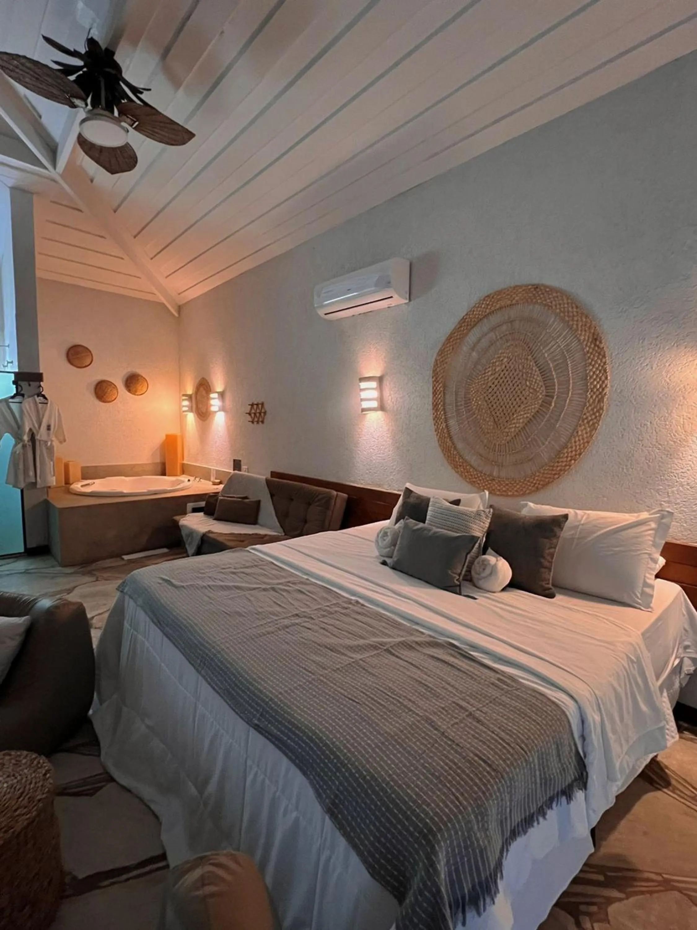 Bed in Pier Beach Club