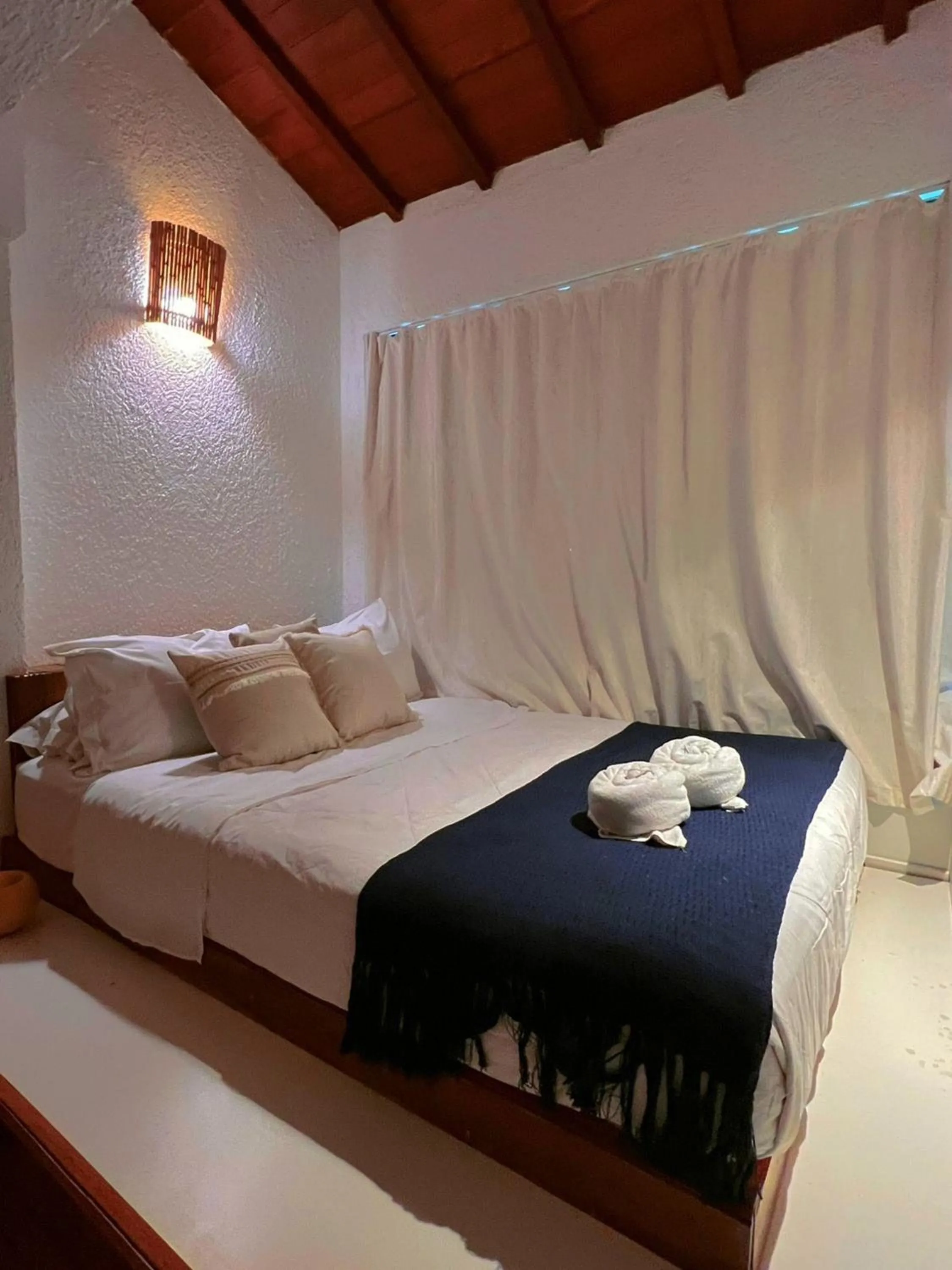 Bed in Pier Beach Club