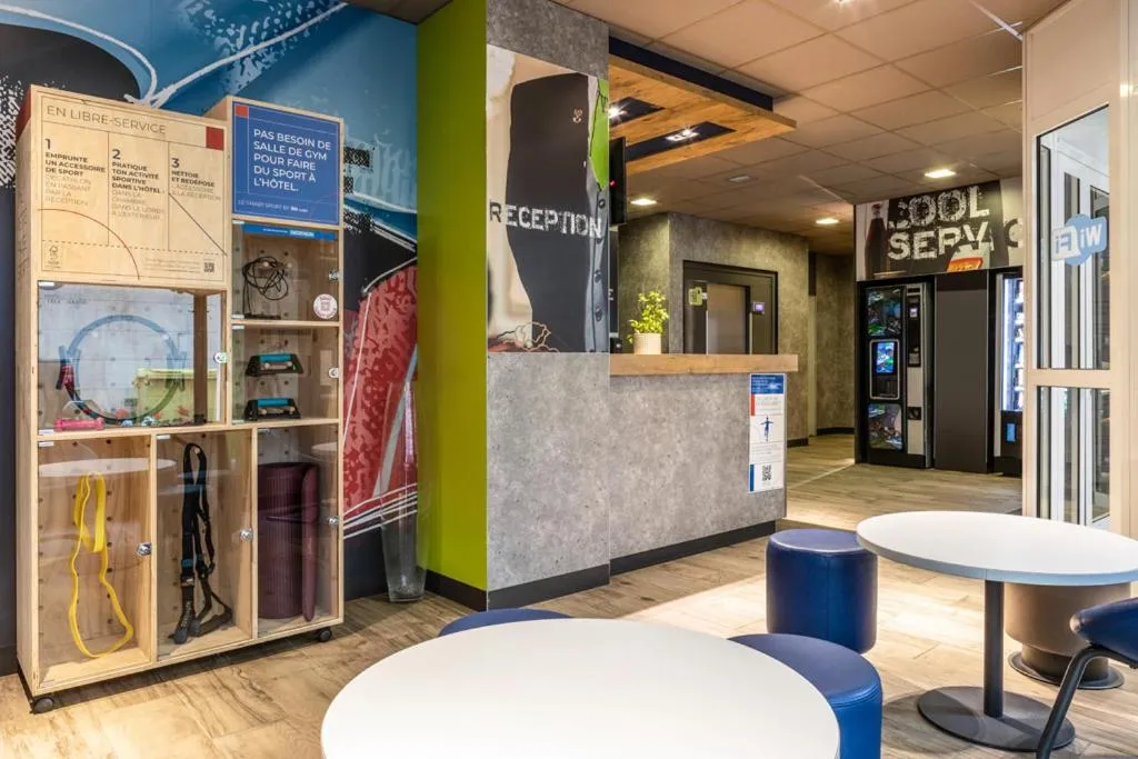 Living room in ibis budget Compiègne Centre-Ville