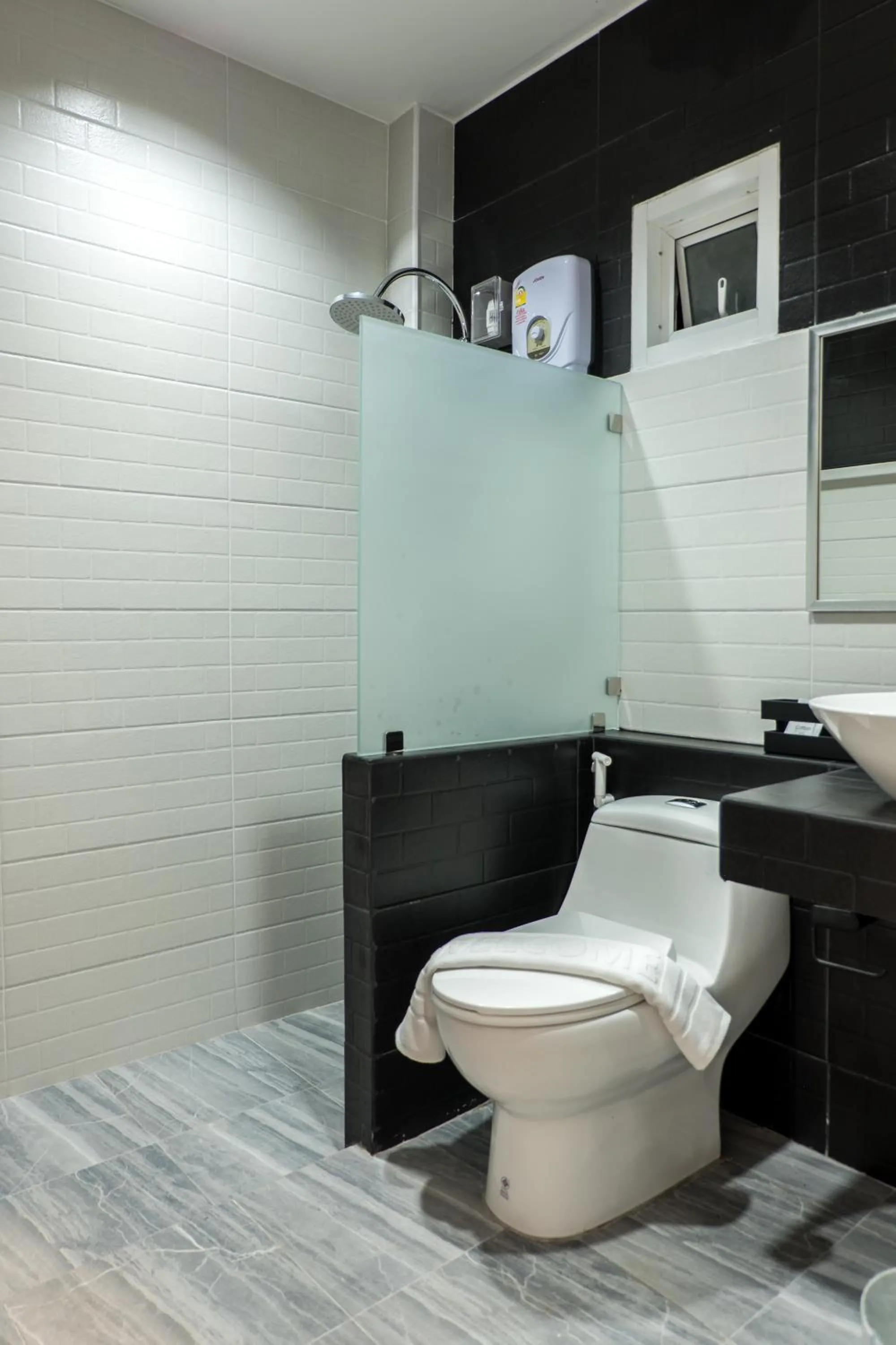 Toilet in PaiApartHotel