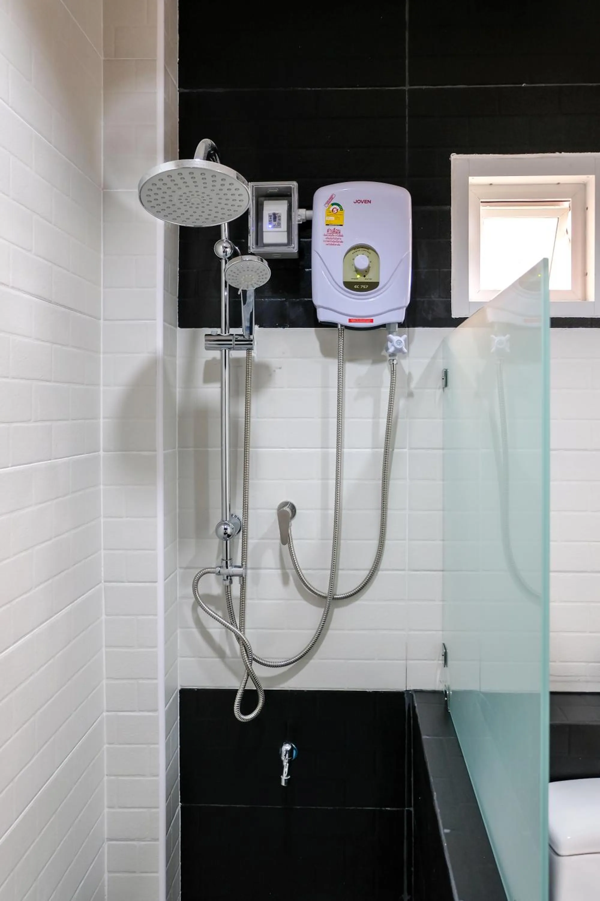 Shower in PaiApartHotel