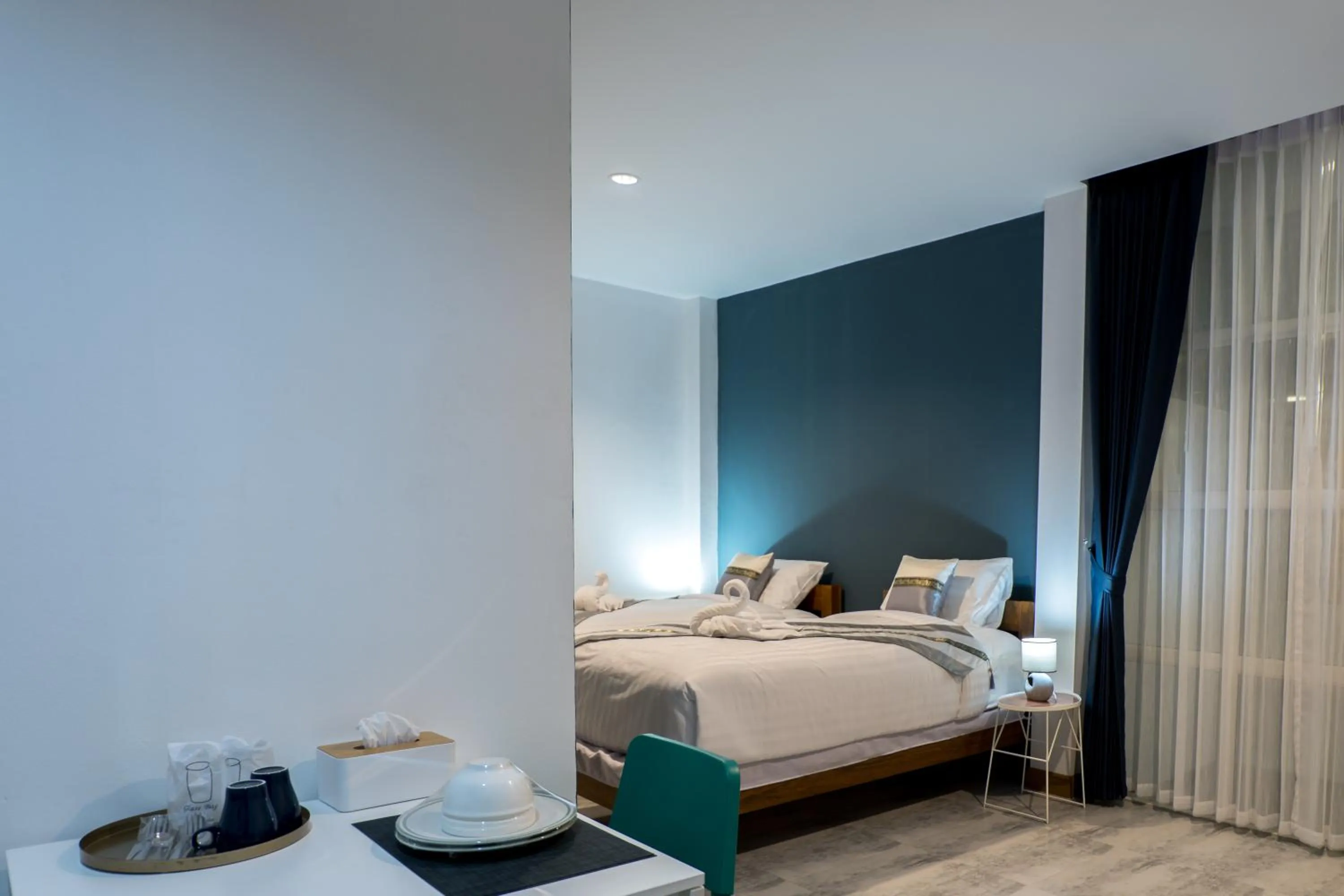 Kitchen or kitchenette, Bed in PaiApartHotel