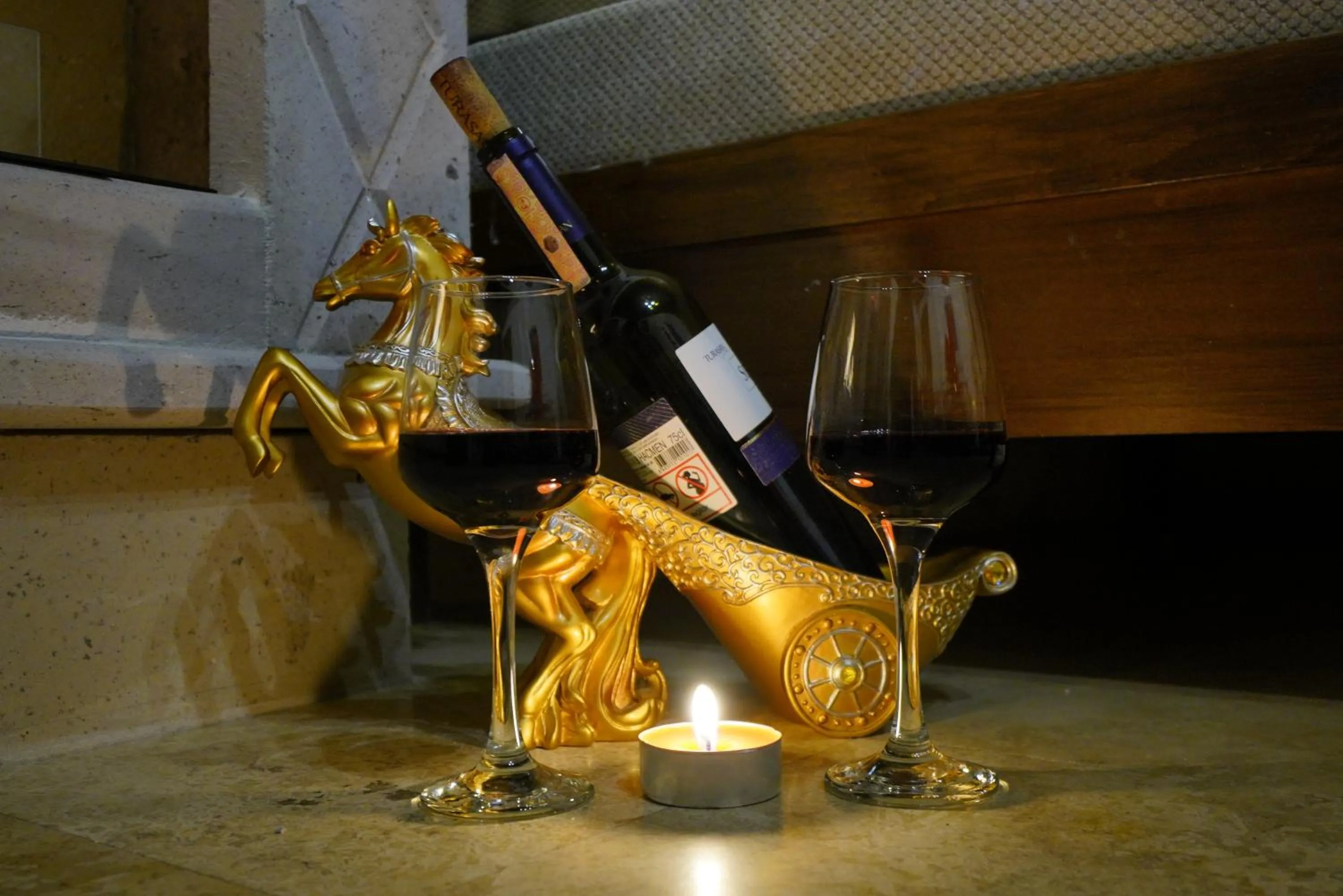 Seating area in Balloon Cave Hotel