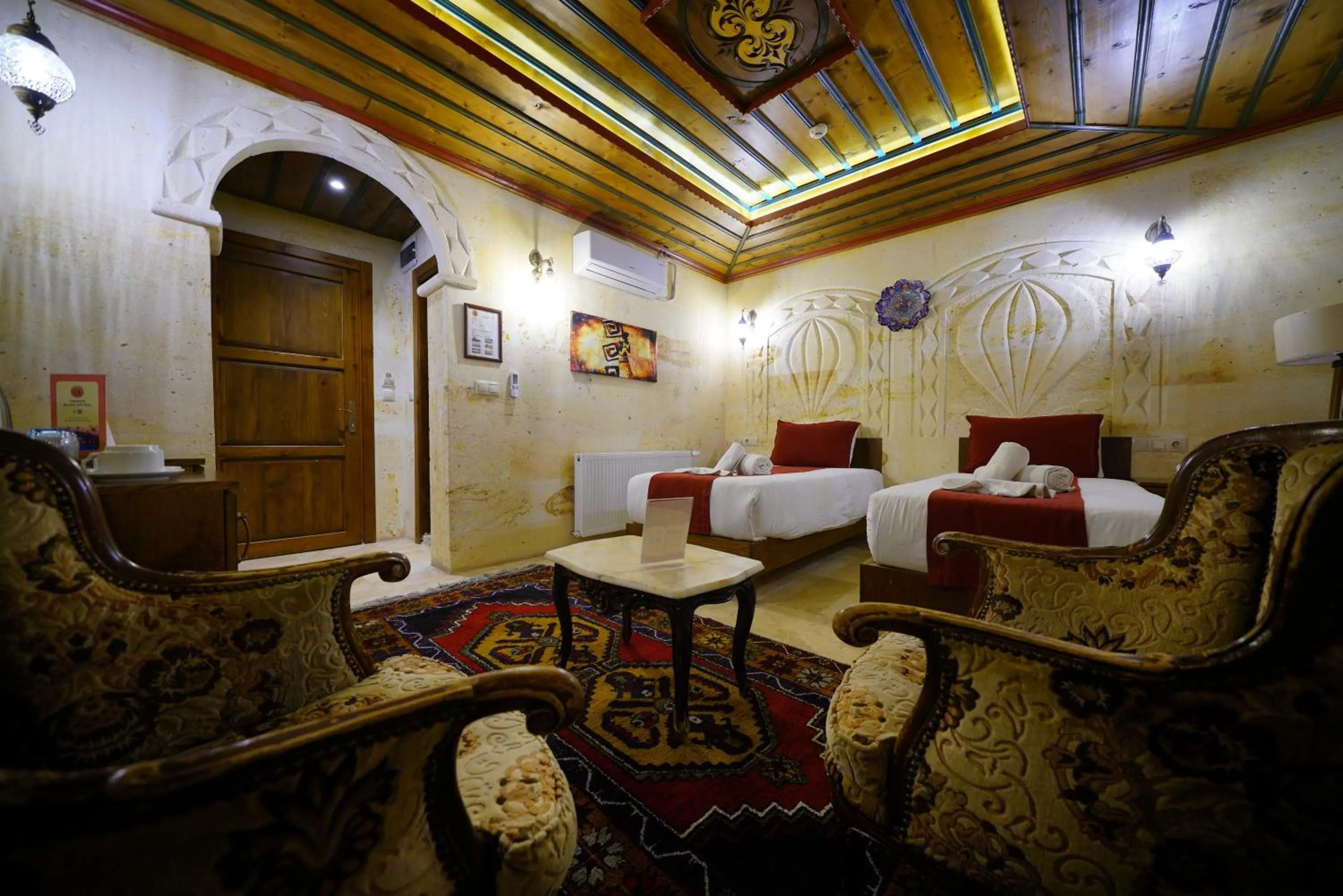 Bed in Balloon Cave Hotel