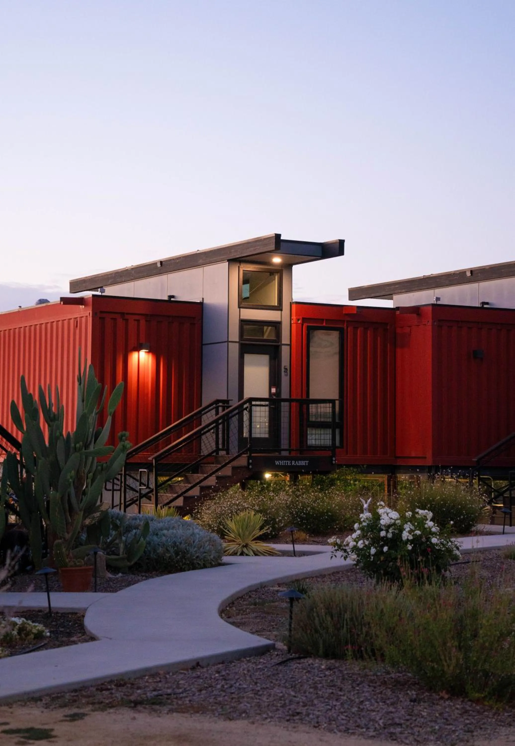 Property building in Geneseo Inn