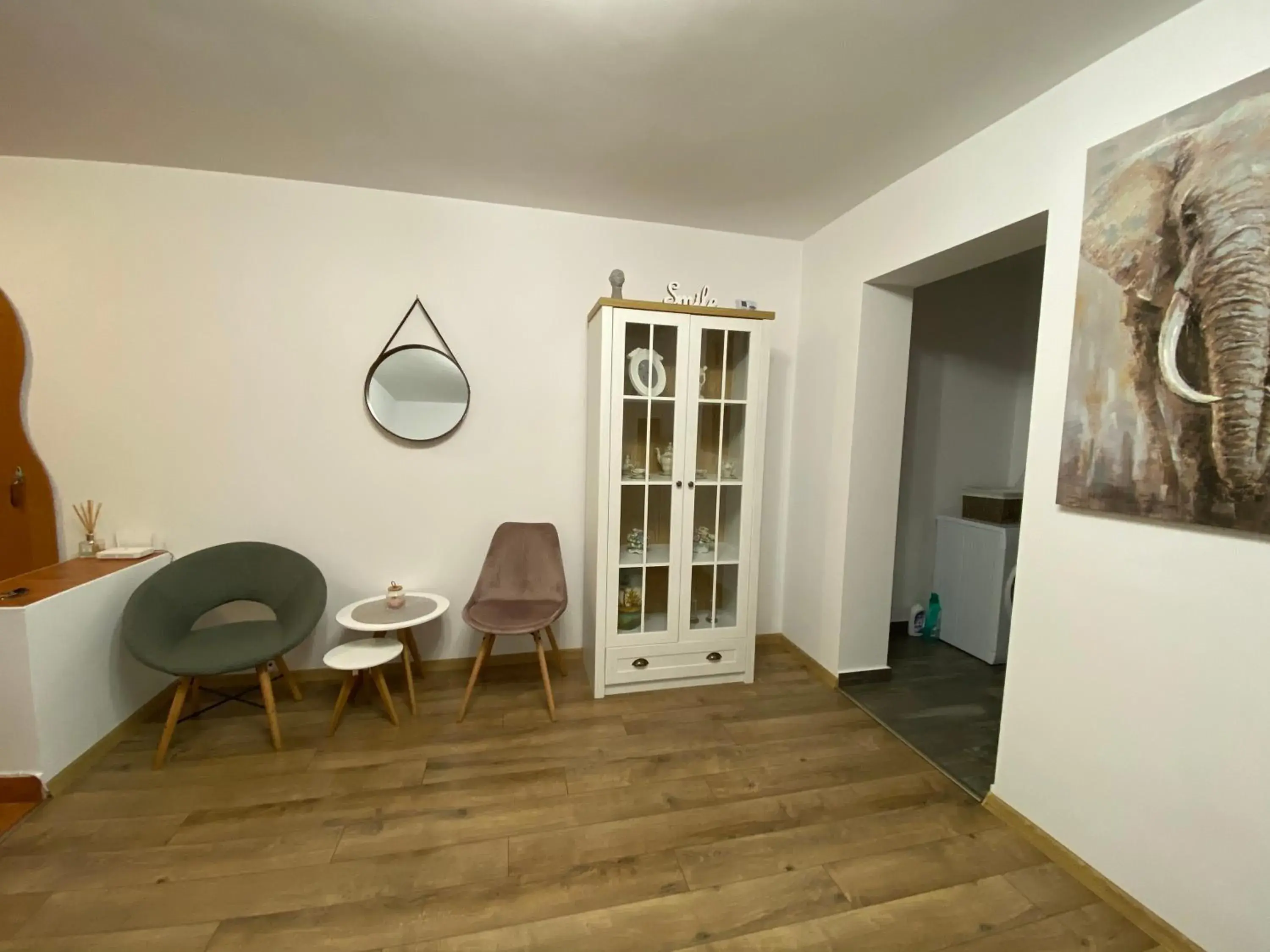 One-Bedroom Apartment in Best Apartment City Hall One-Bedroom Apartment in Best Apartment City Hall