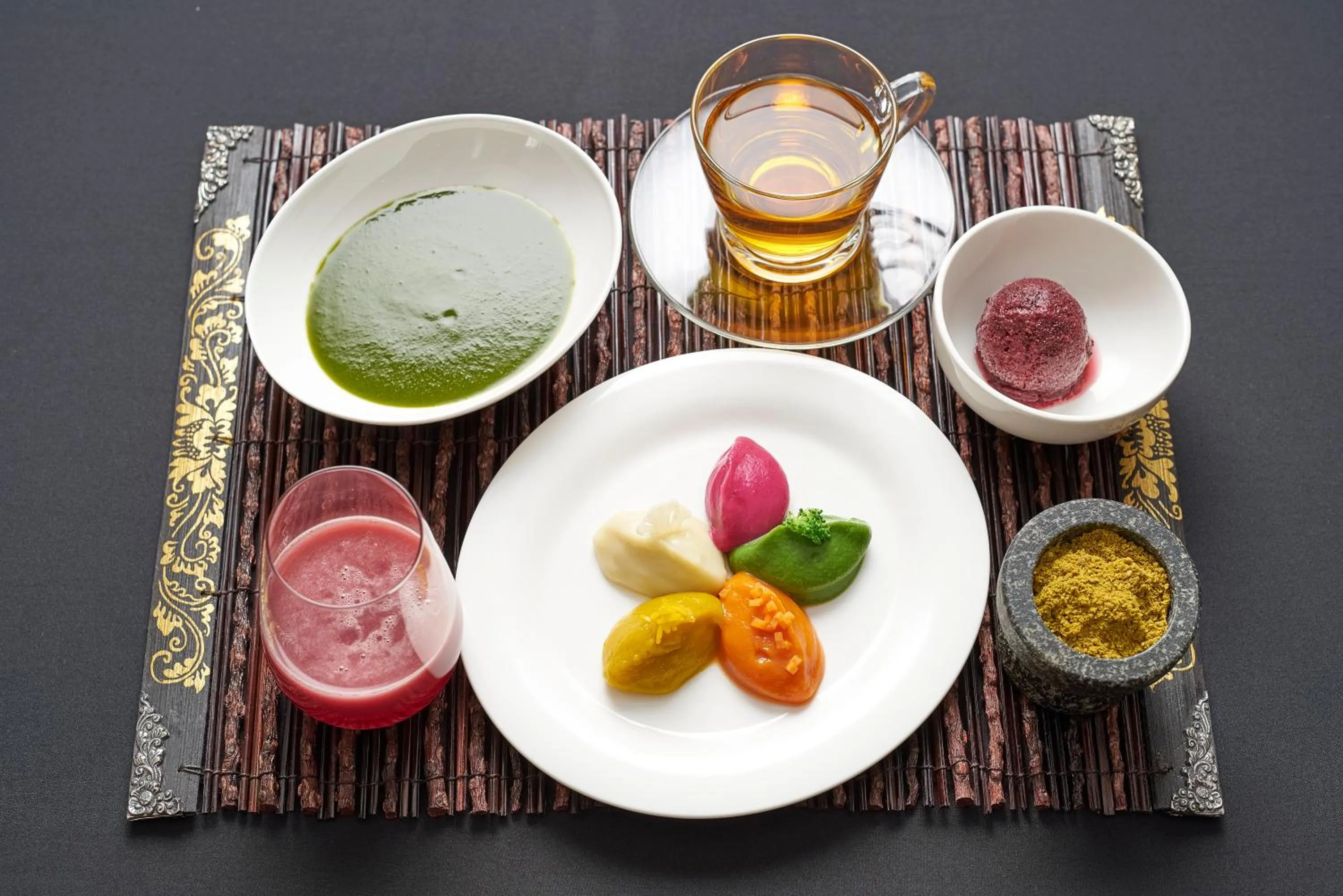 Breakfast in Chiva-Som International Health Resorts