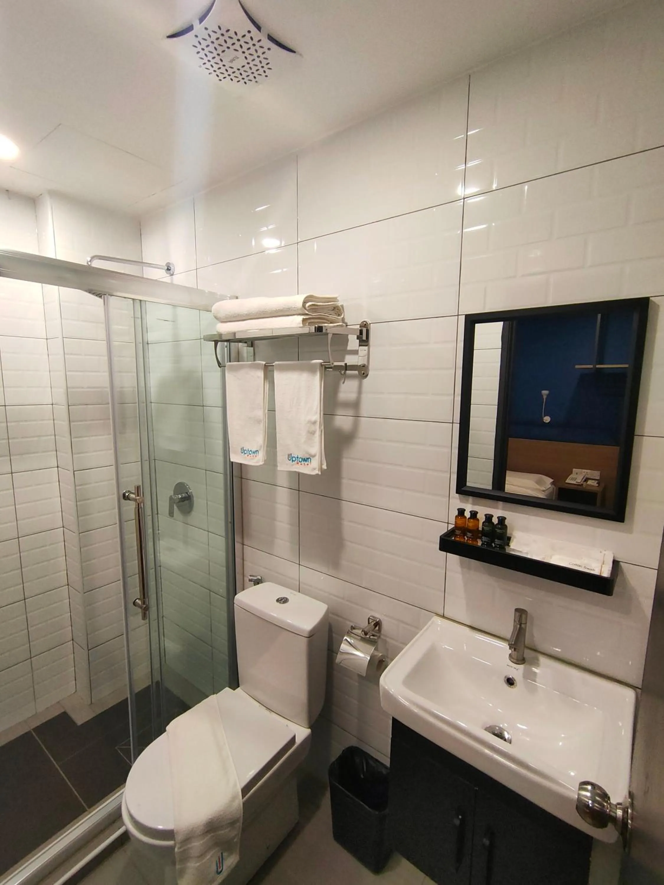 Bathroom in Uptown Hotel