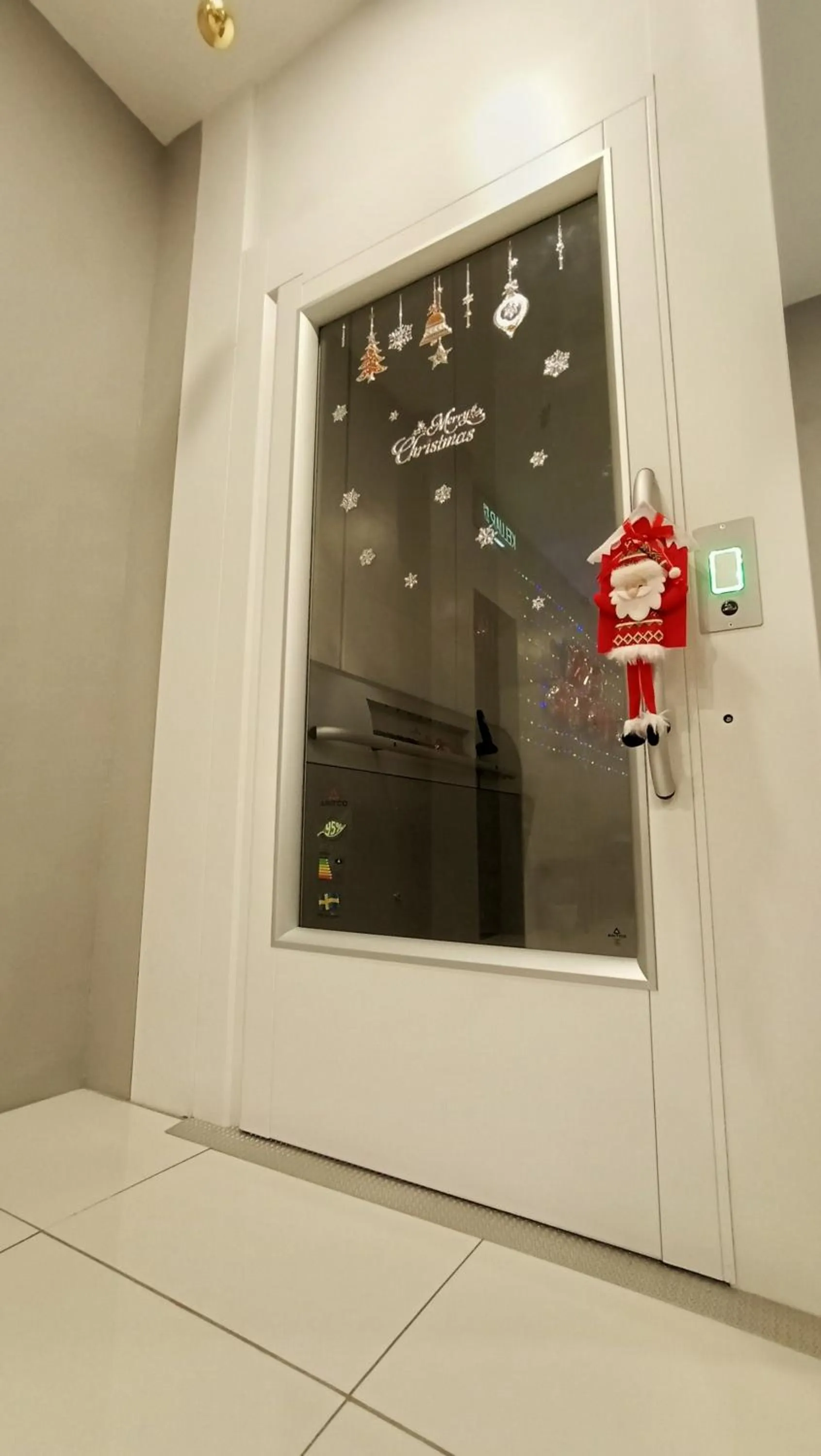 Lobby or reception in Uptown Hotel