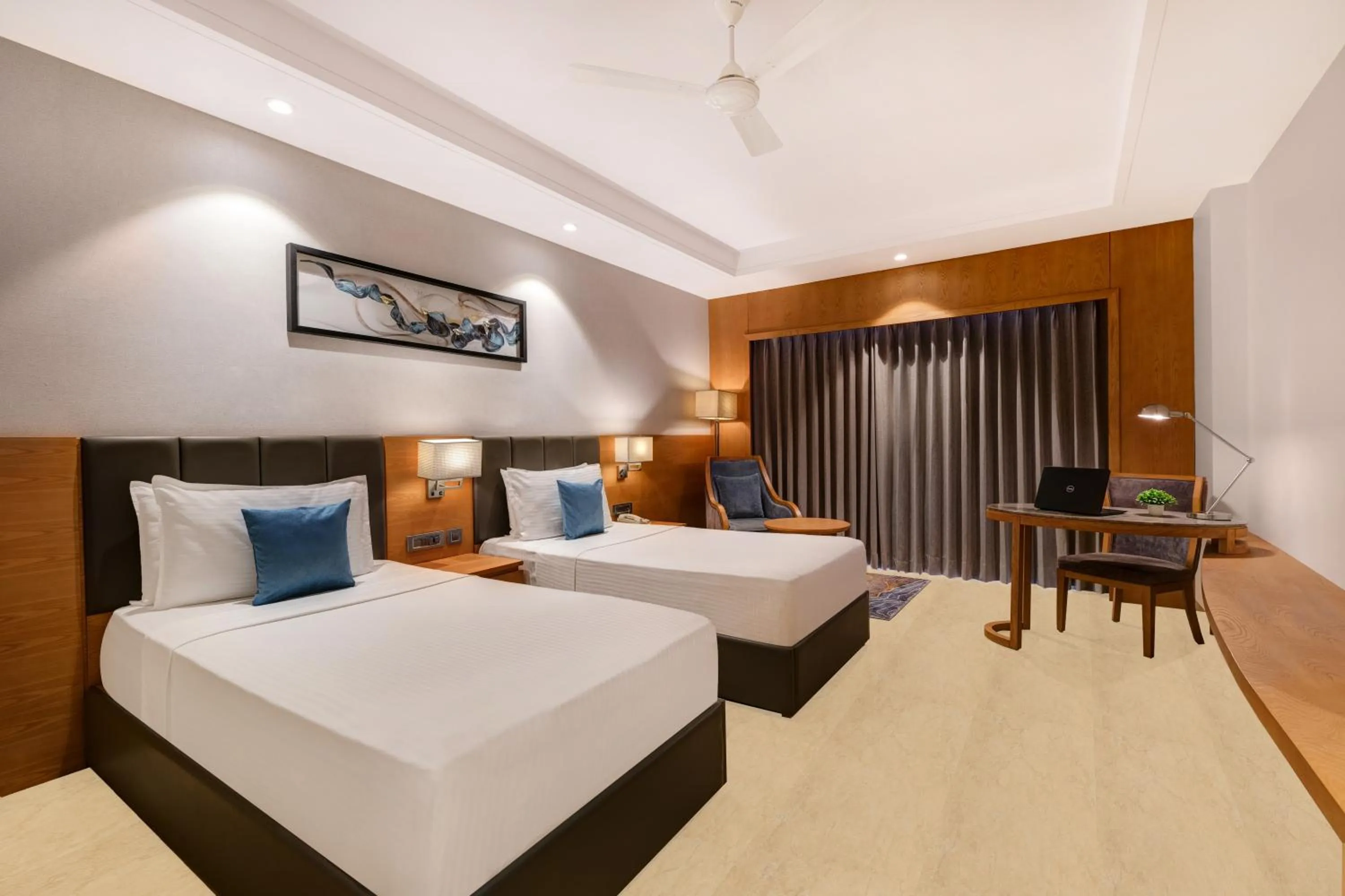 Bedroom, Bed in Lemon Tree Premier, Dwarka