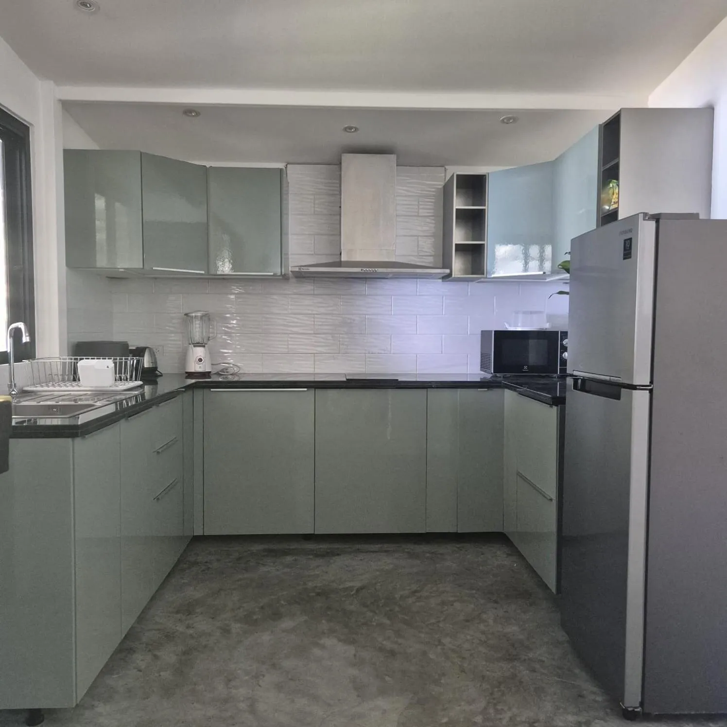 Kitchen or kitchenette in The Mooring Resort