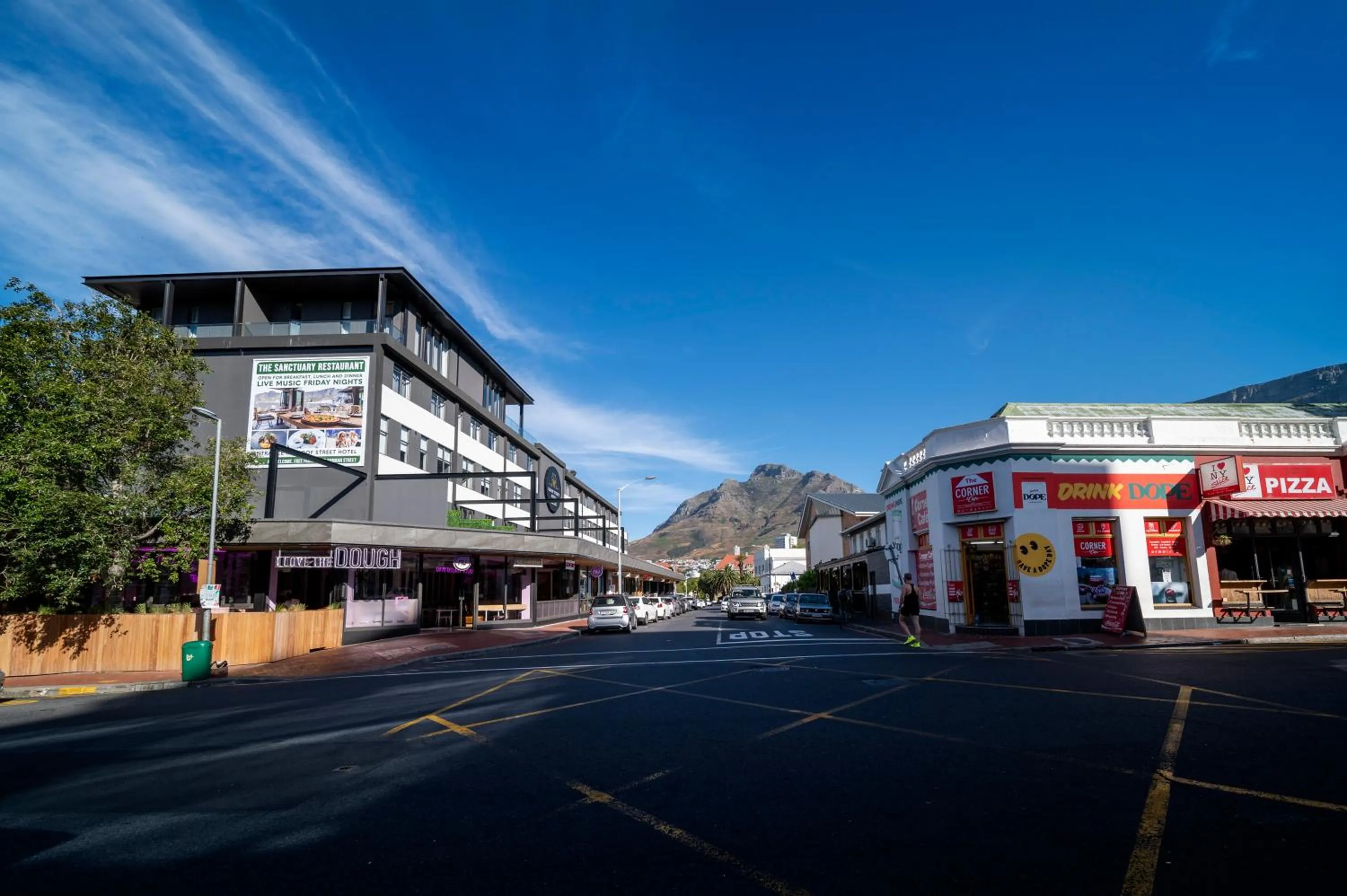 Property building in Kloof Street Hotel - Lion Roars Hotels & Lodges