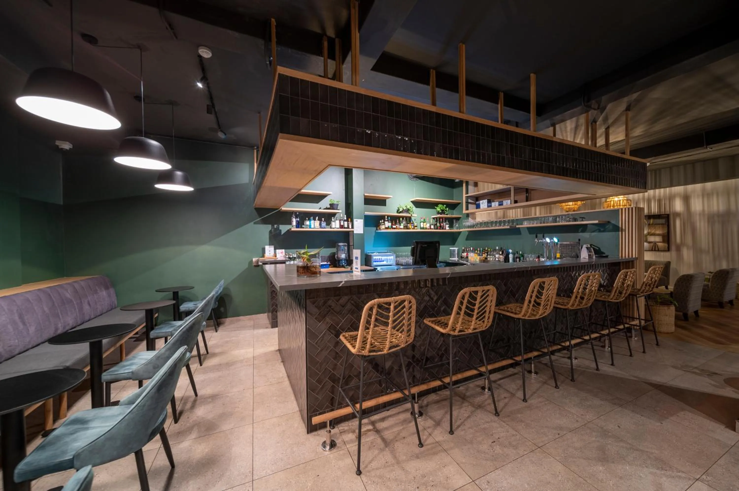 Lounge or bar in Kloof Street Hotel - Lion Roars Hotels & Lodges