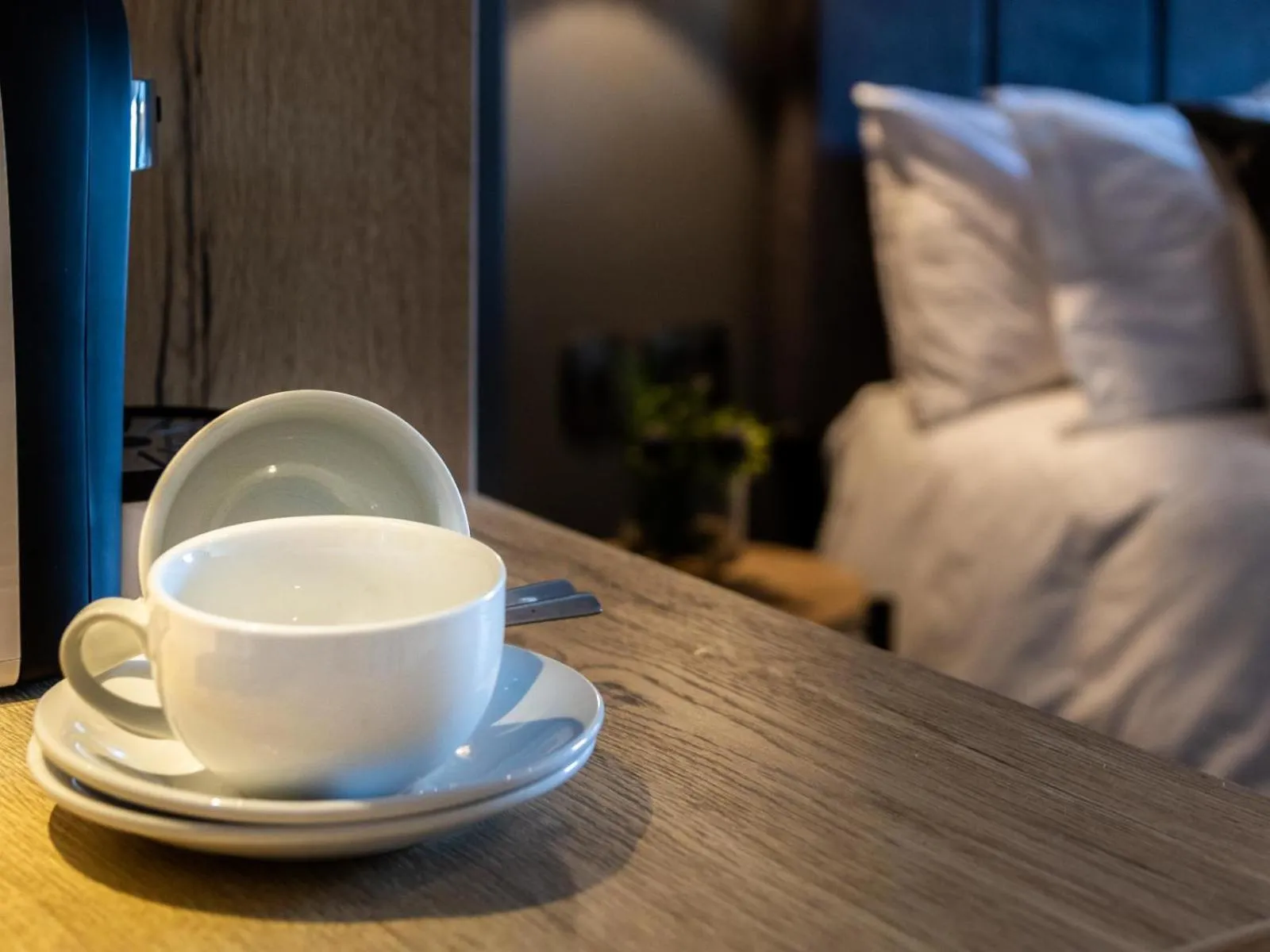 Coffee/tea facilities, Bed in Kloof Street Hotel - Lion Roars Hotels & Lodges