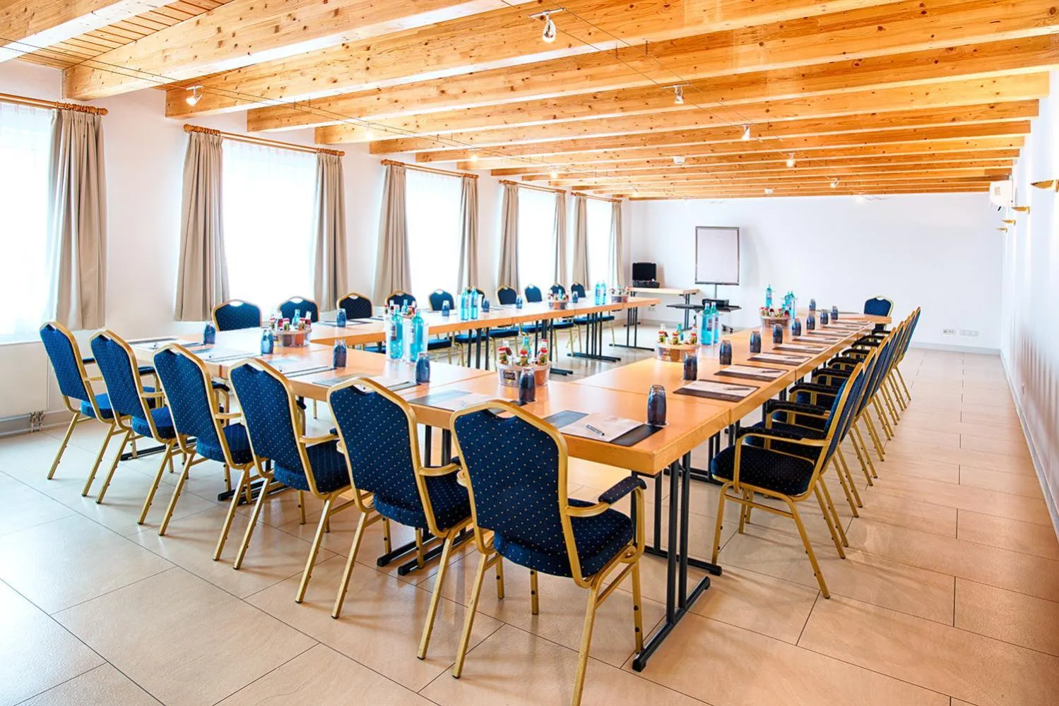 Meeting/conference room in ACHAT Hotel Bad Dürkheim