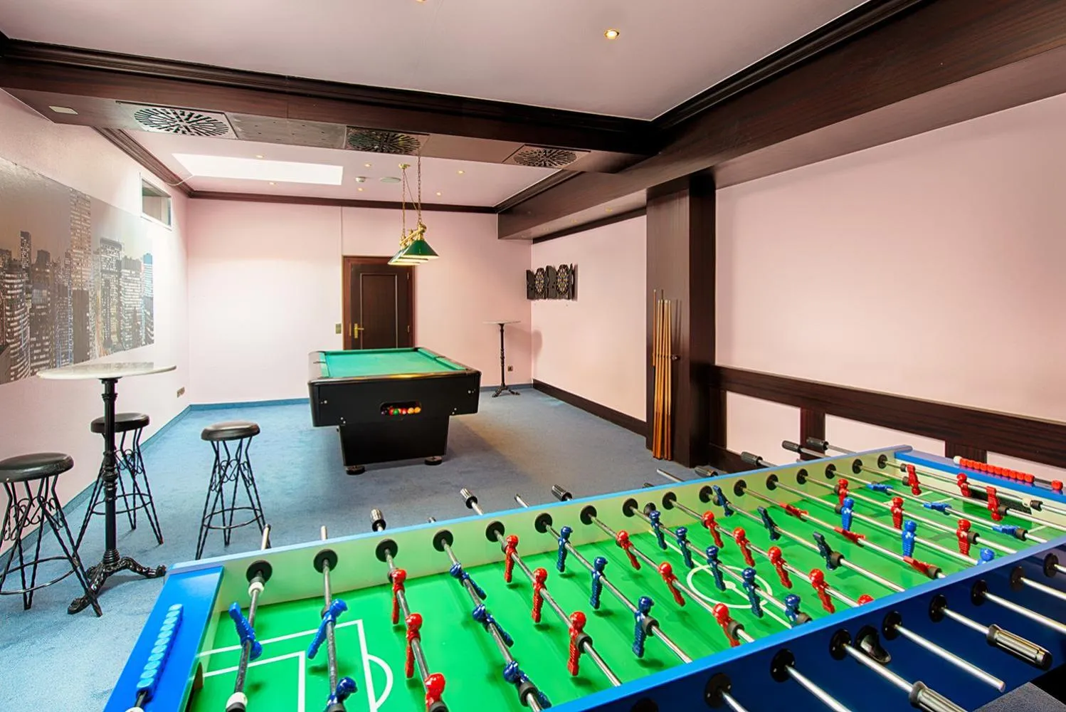 Billiard in ACHAT Hotel Bad Dürkheim