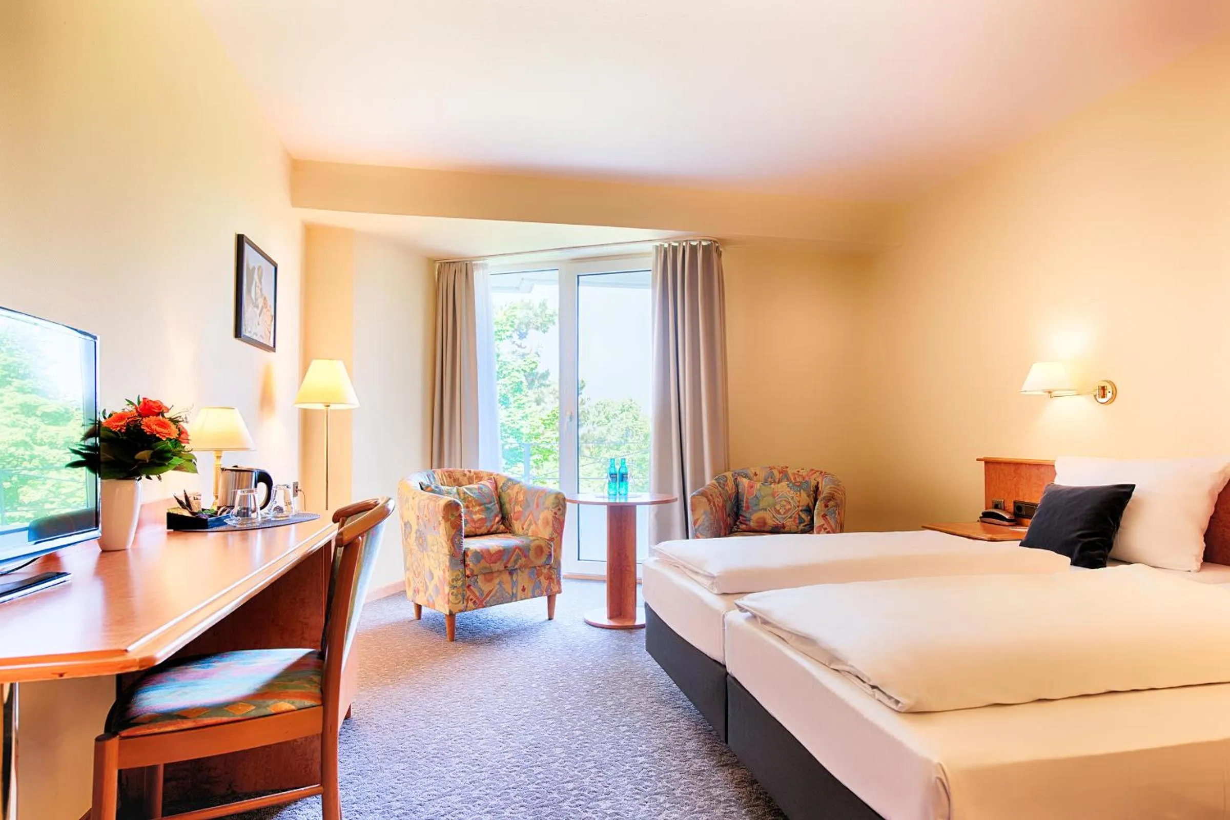 Photo of the whole room, Bed in ACHAT Hotel Bad Dürkheim