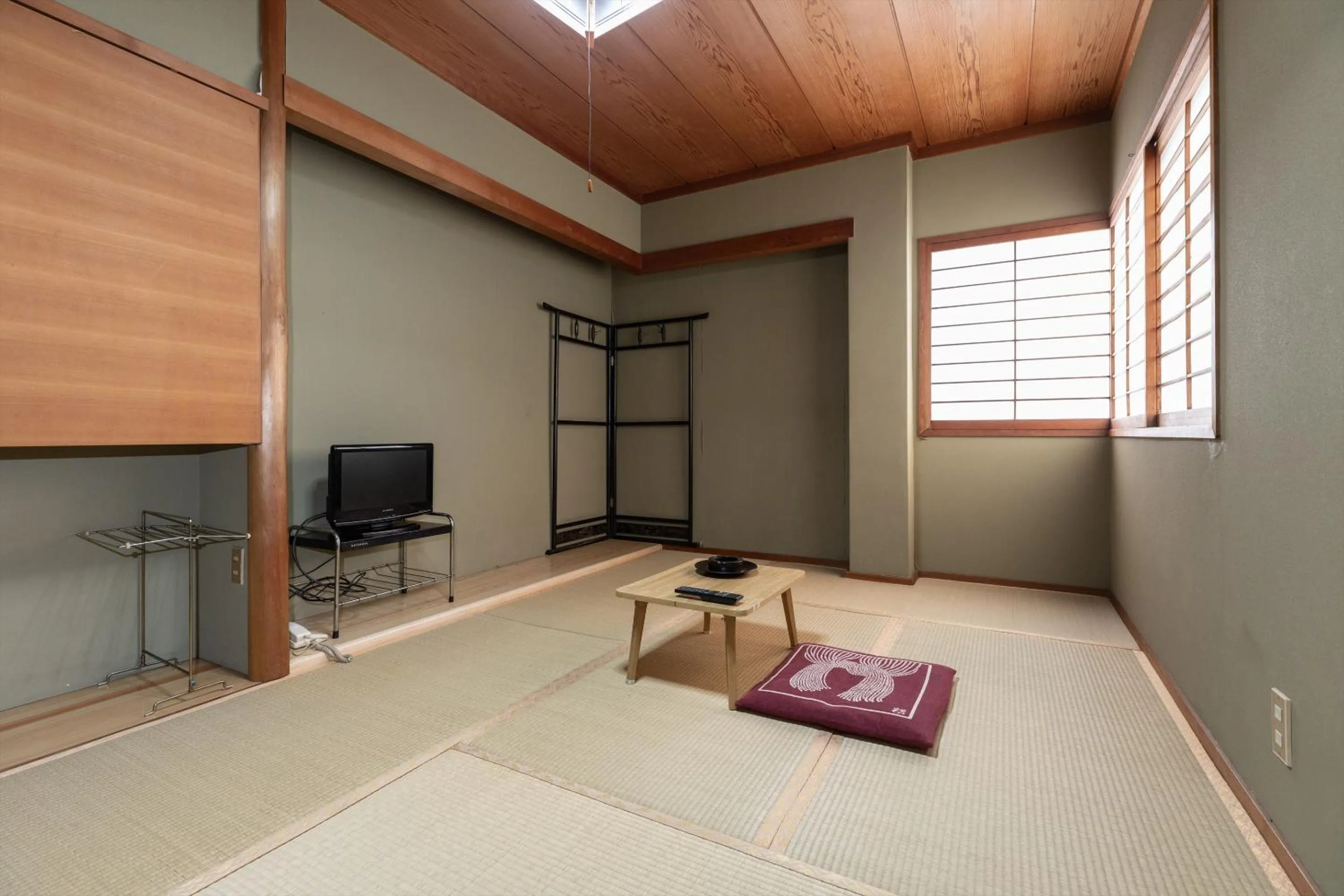 TV and multimedia in Tabist Futaba Ryokan Tatsuno