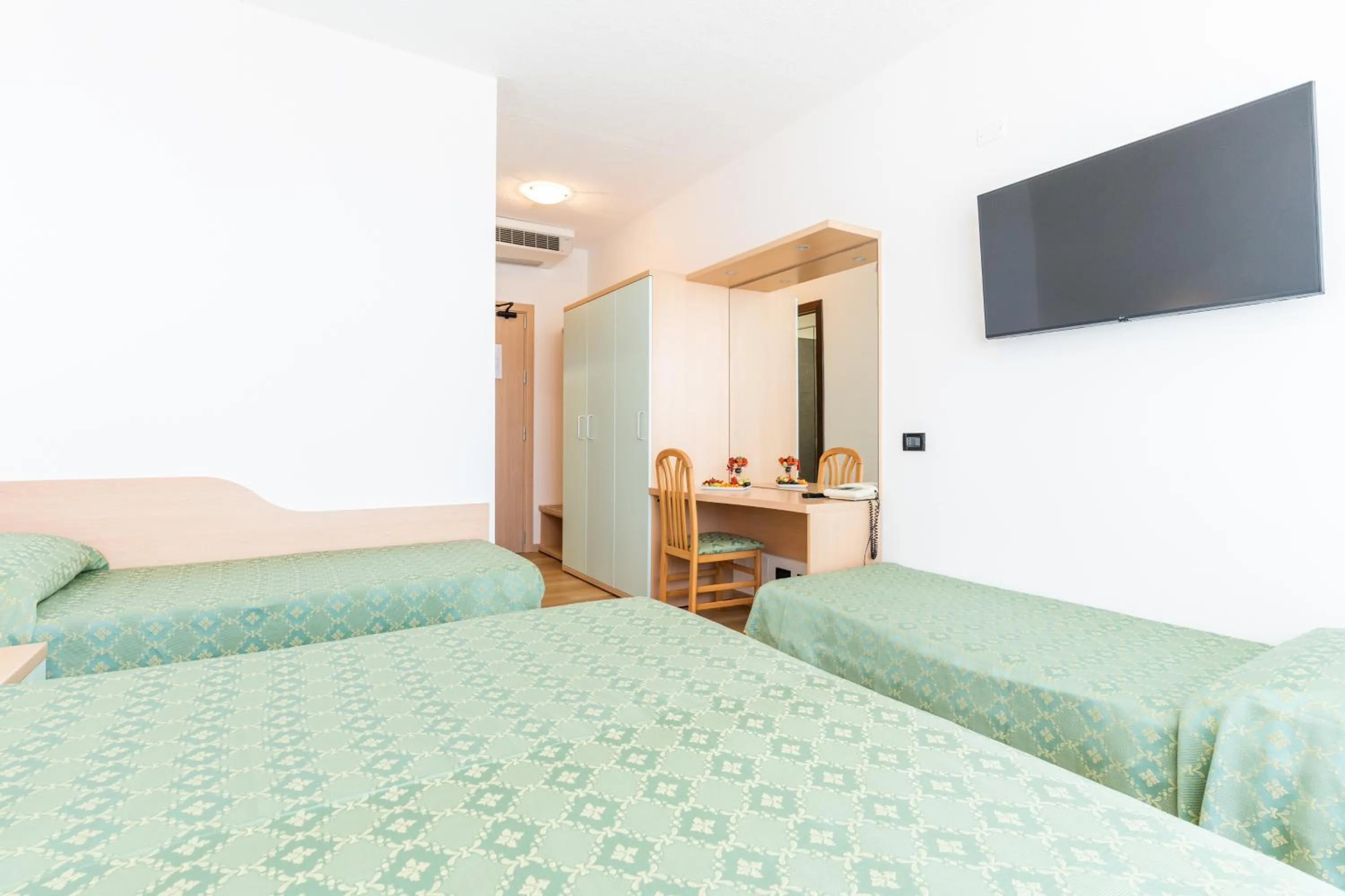 Bedroom, Bed in Hotel Europa