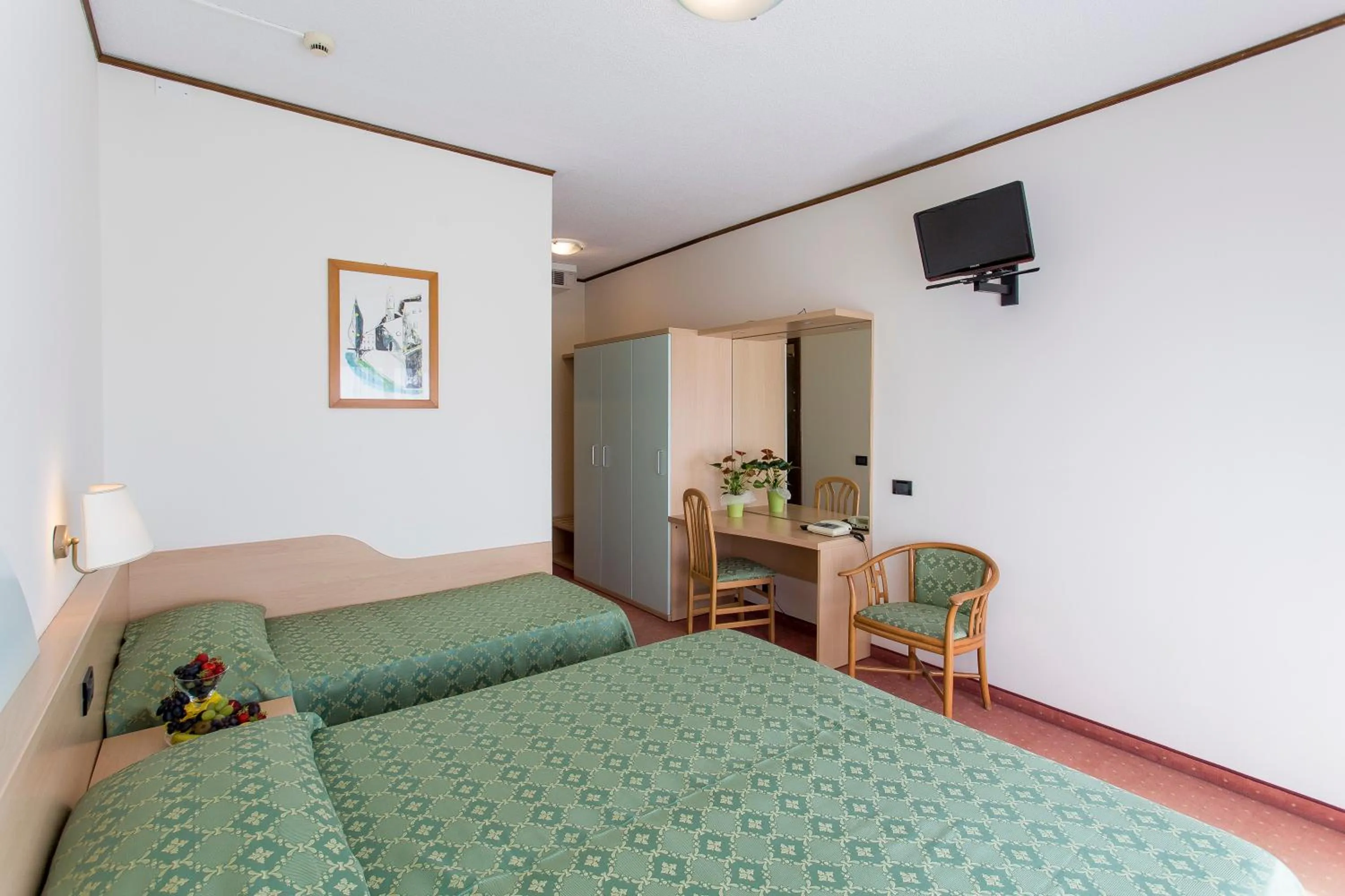 Photo of the whole room, Bed in Hotel Europa