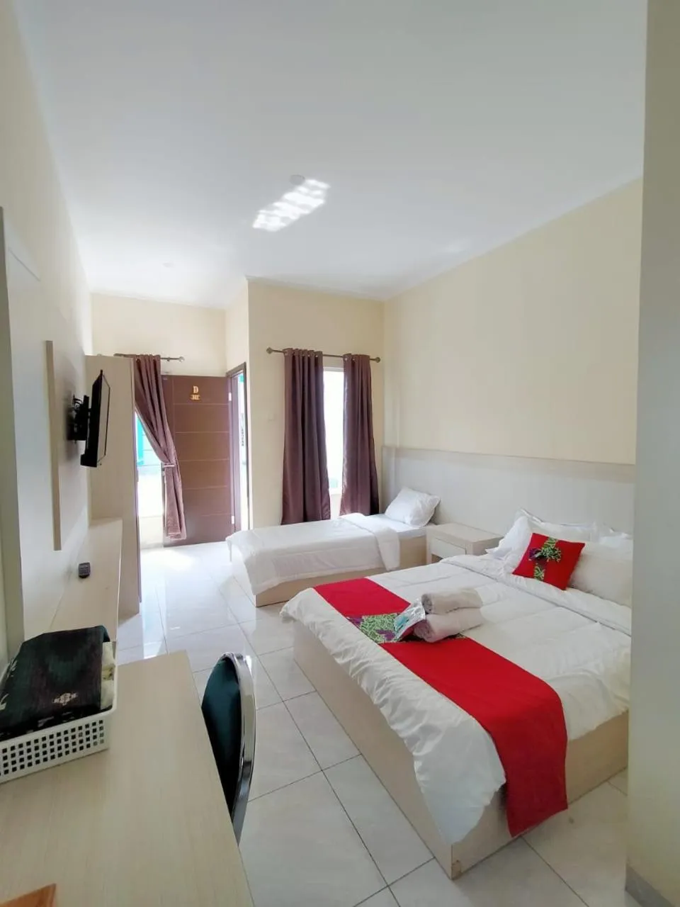 Bedroom in Maulana Hills Syariah Hotel