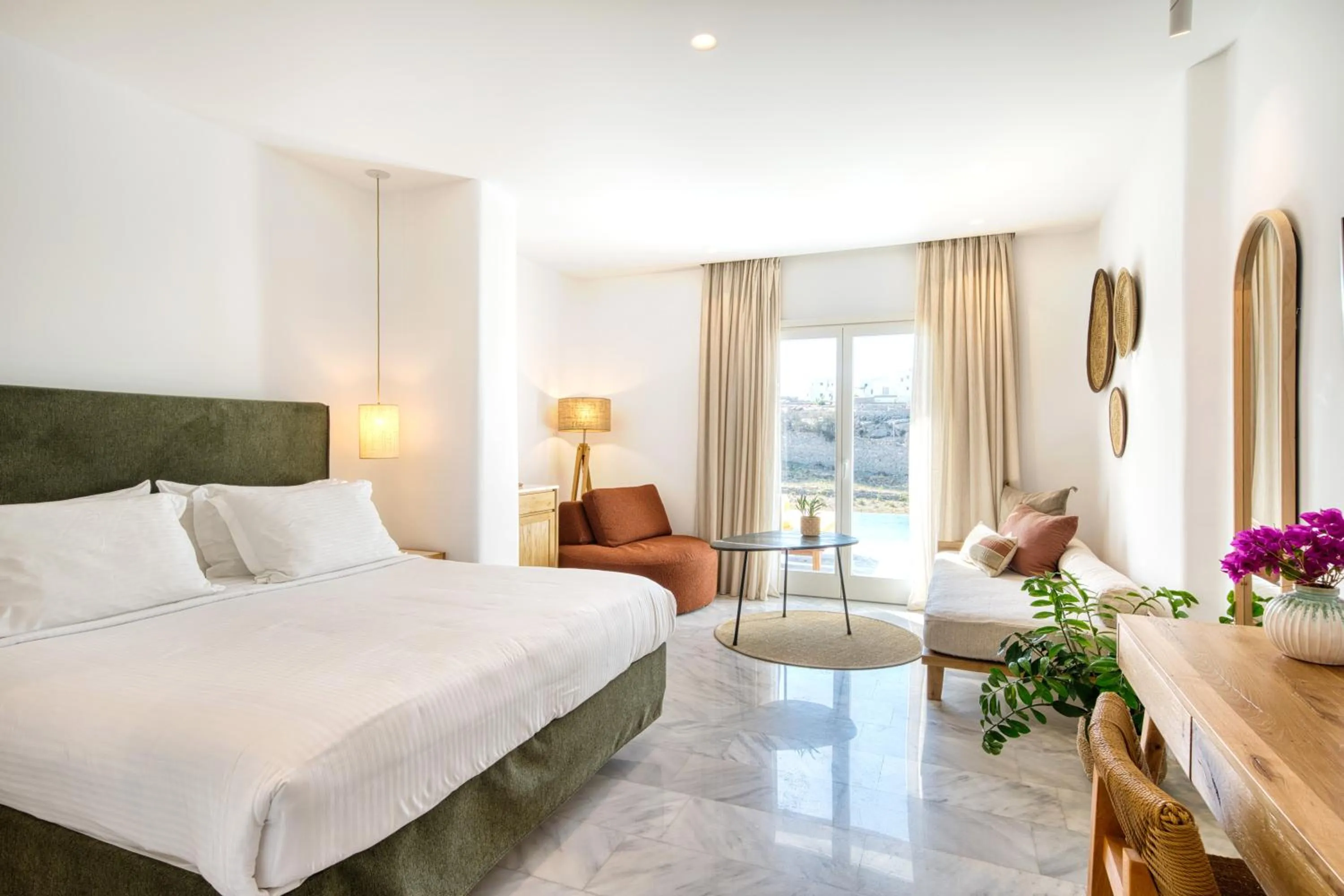 Photo of the whole room, Bed in San Antonio Summerland