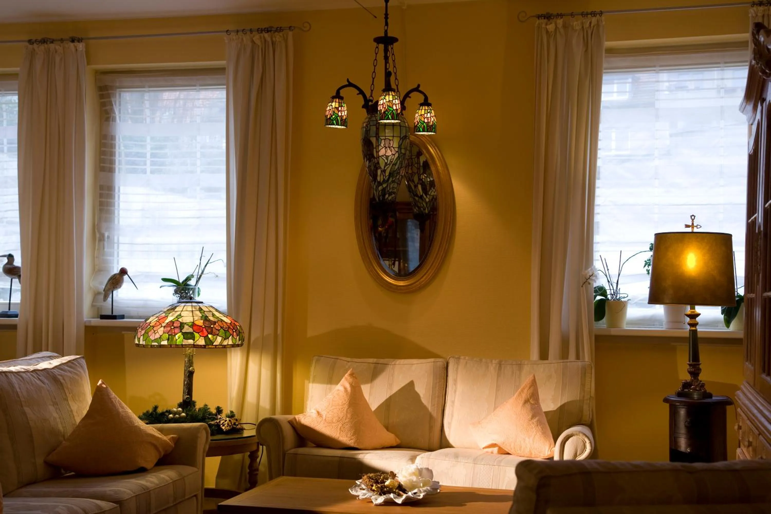 Library in Hotel Lessing