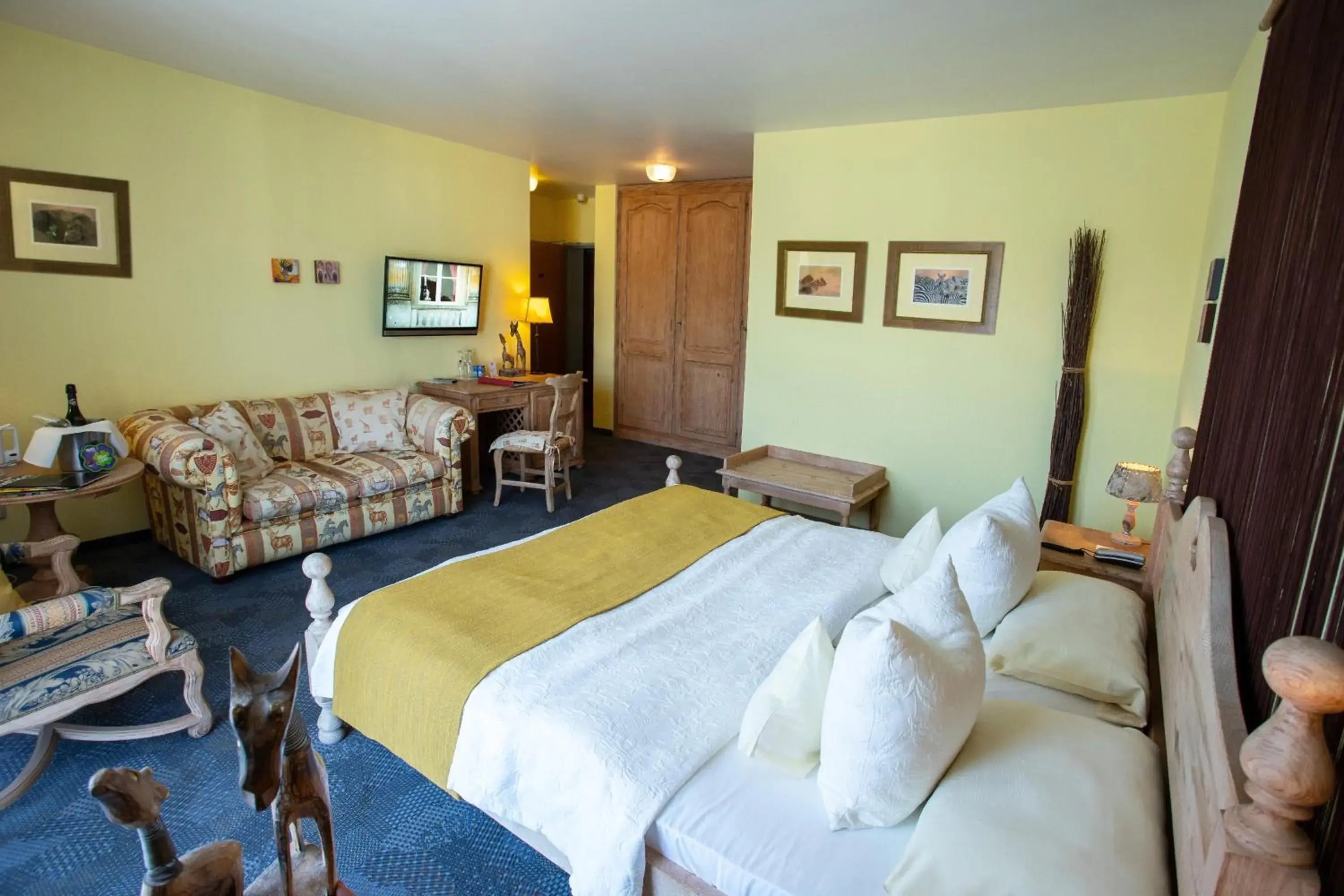 Double Room in Hotel Lessing Double Room in Hotel Lessing