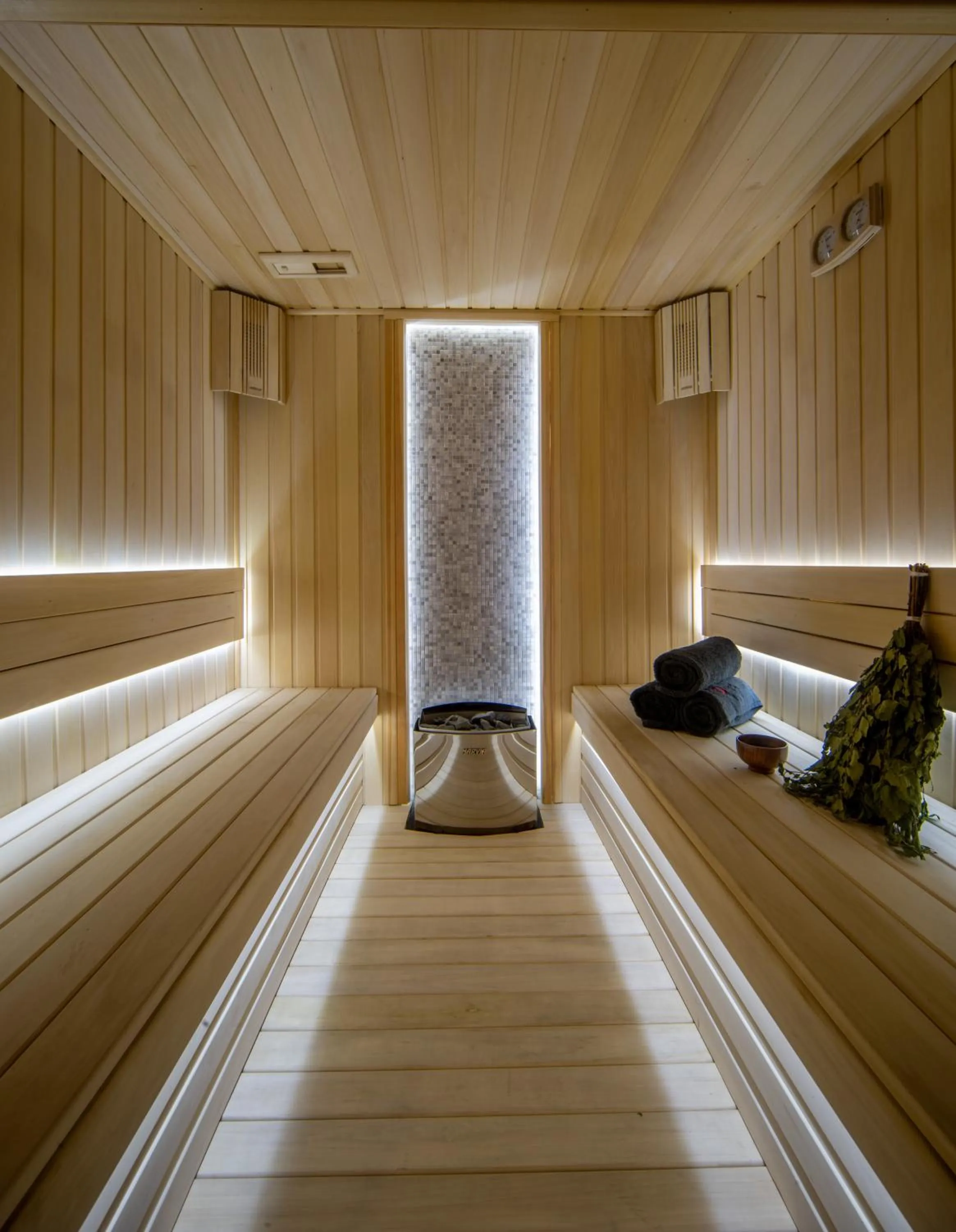 Sauna in Manor Hotel