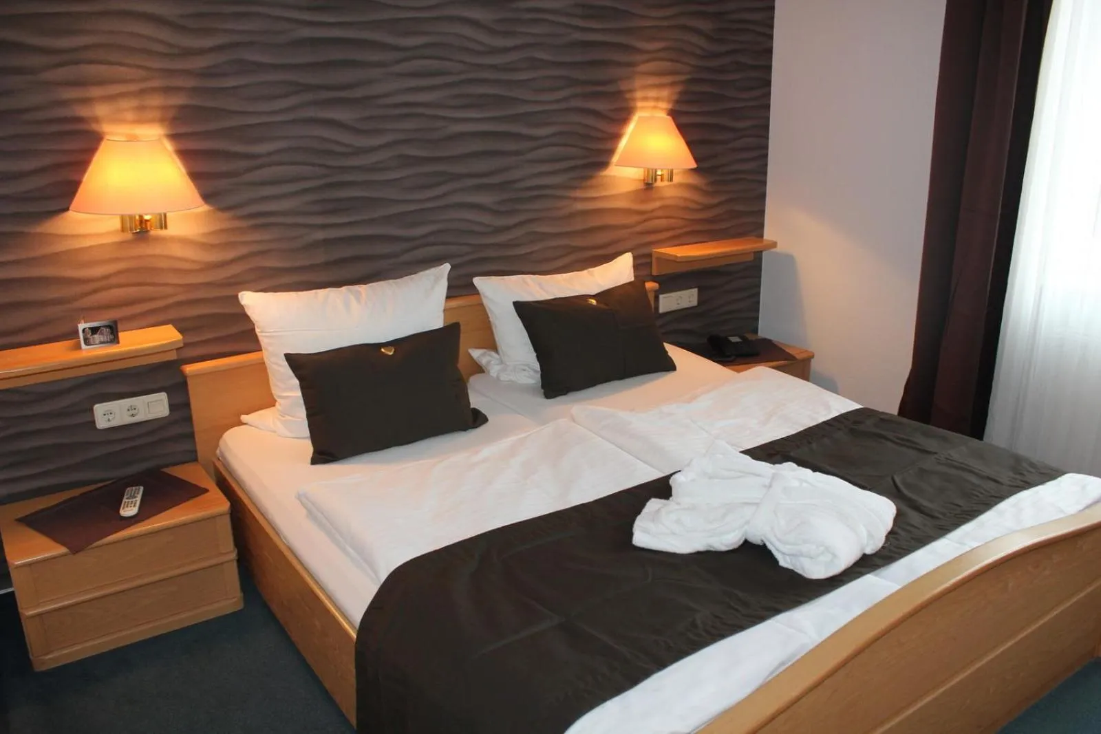 Bed in Hotel-Restaurant Feldkamp