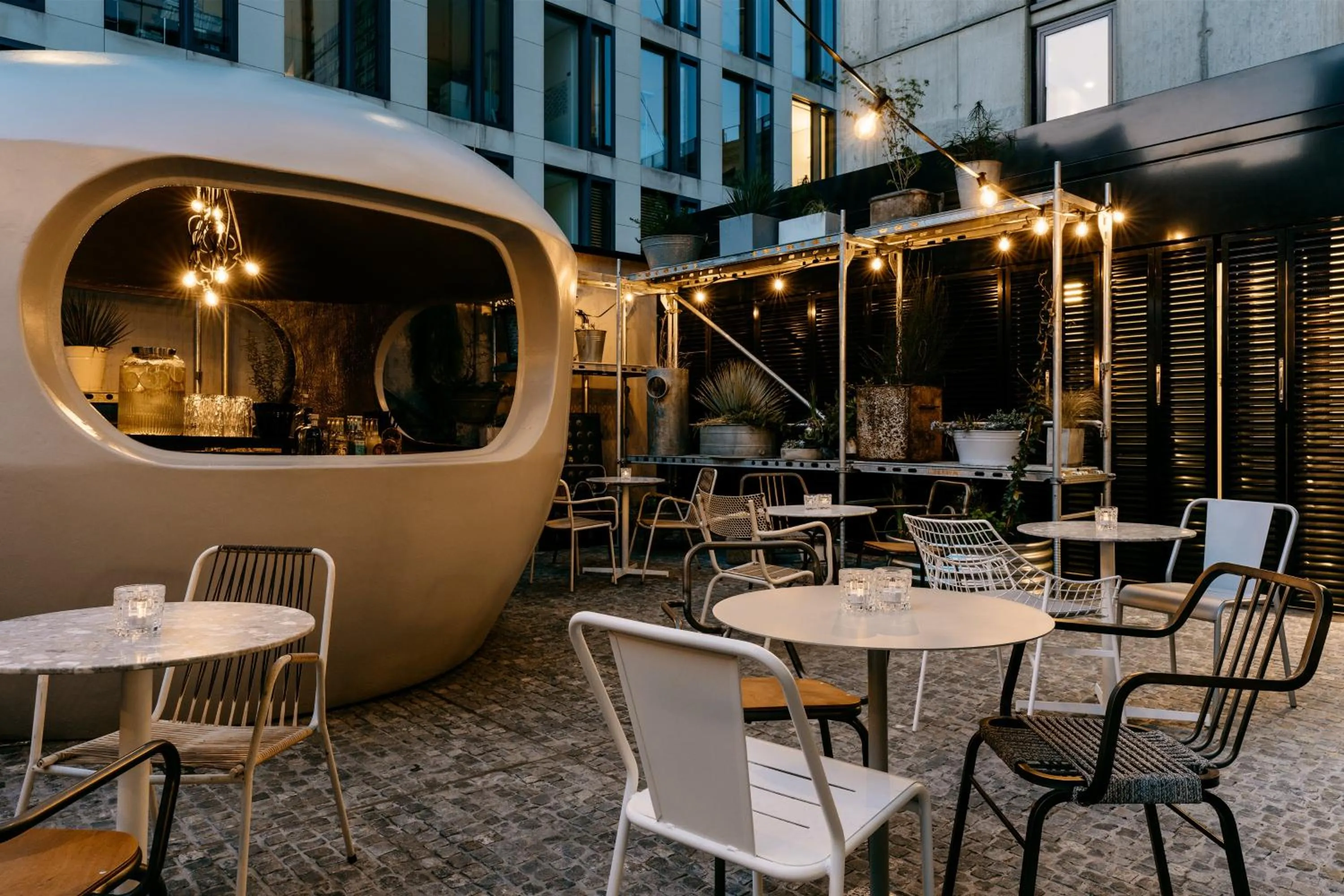Balcony/Terrace in Ruby Luna Hotel Dusseldorf