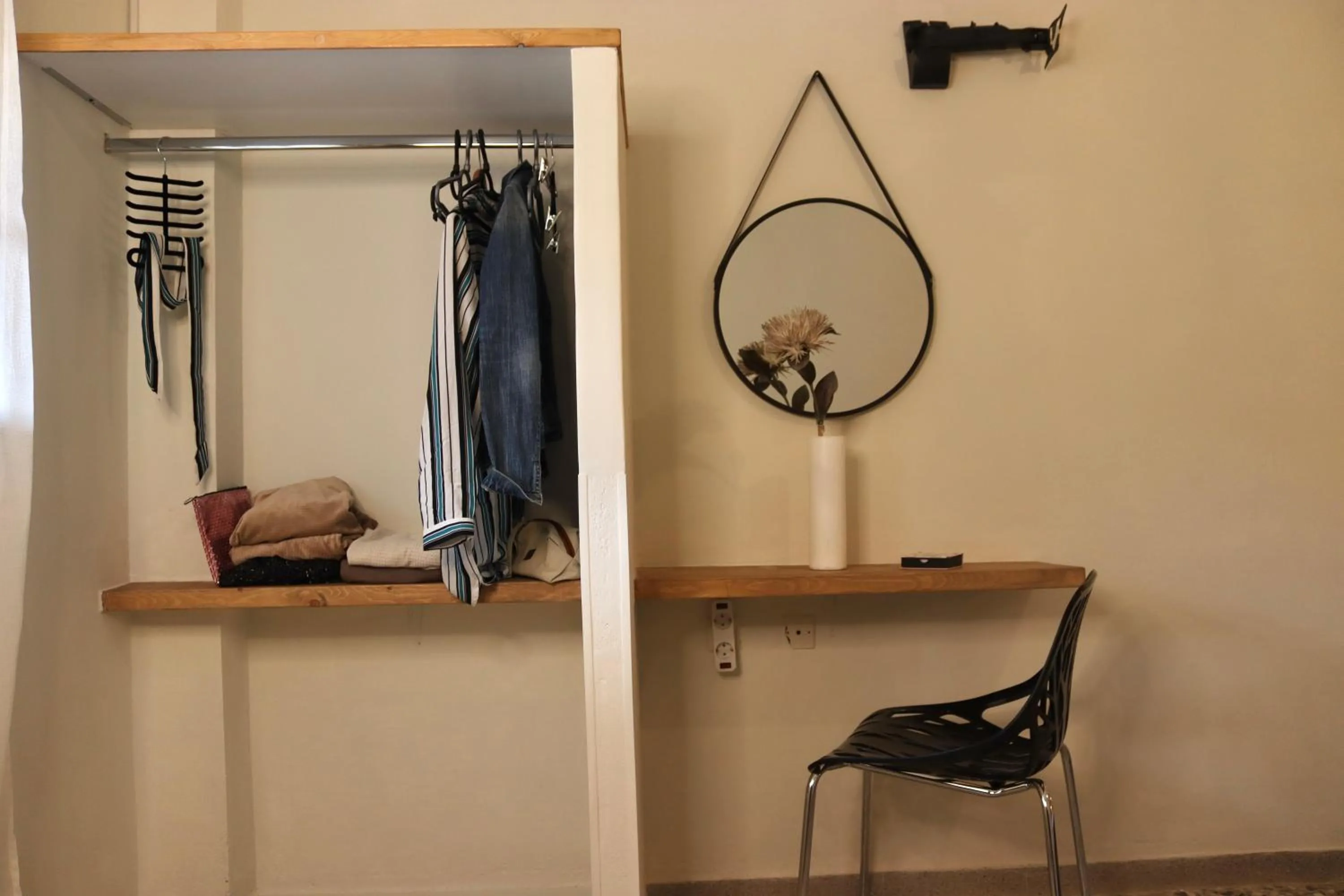 wardrobe in Elves Studios& Apartment's SIDARI
