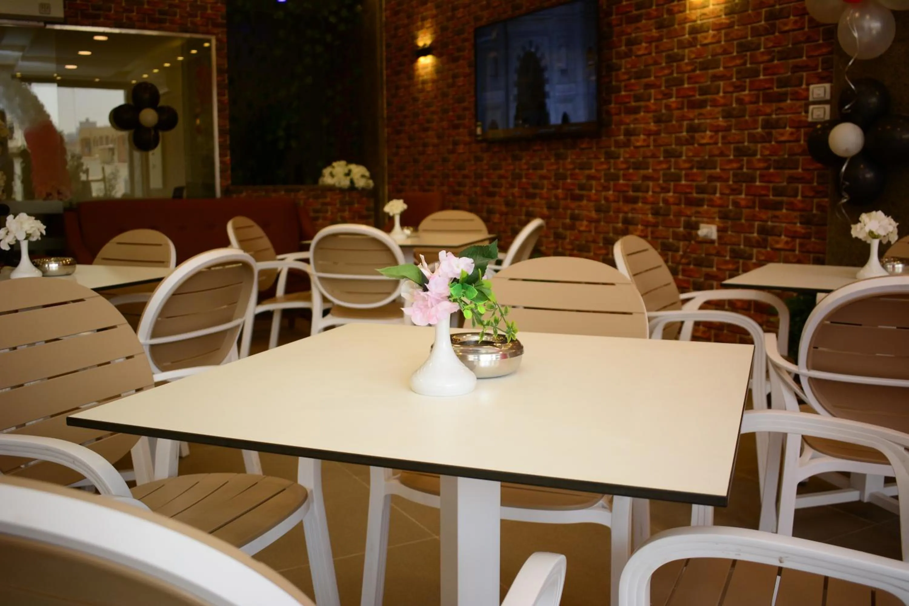 Restaurant/places to eat in Jewel Inn El Bakry Hotel