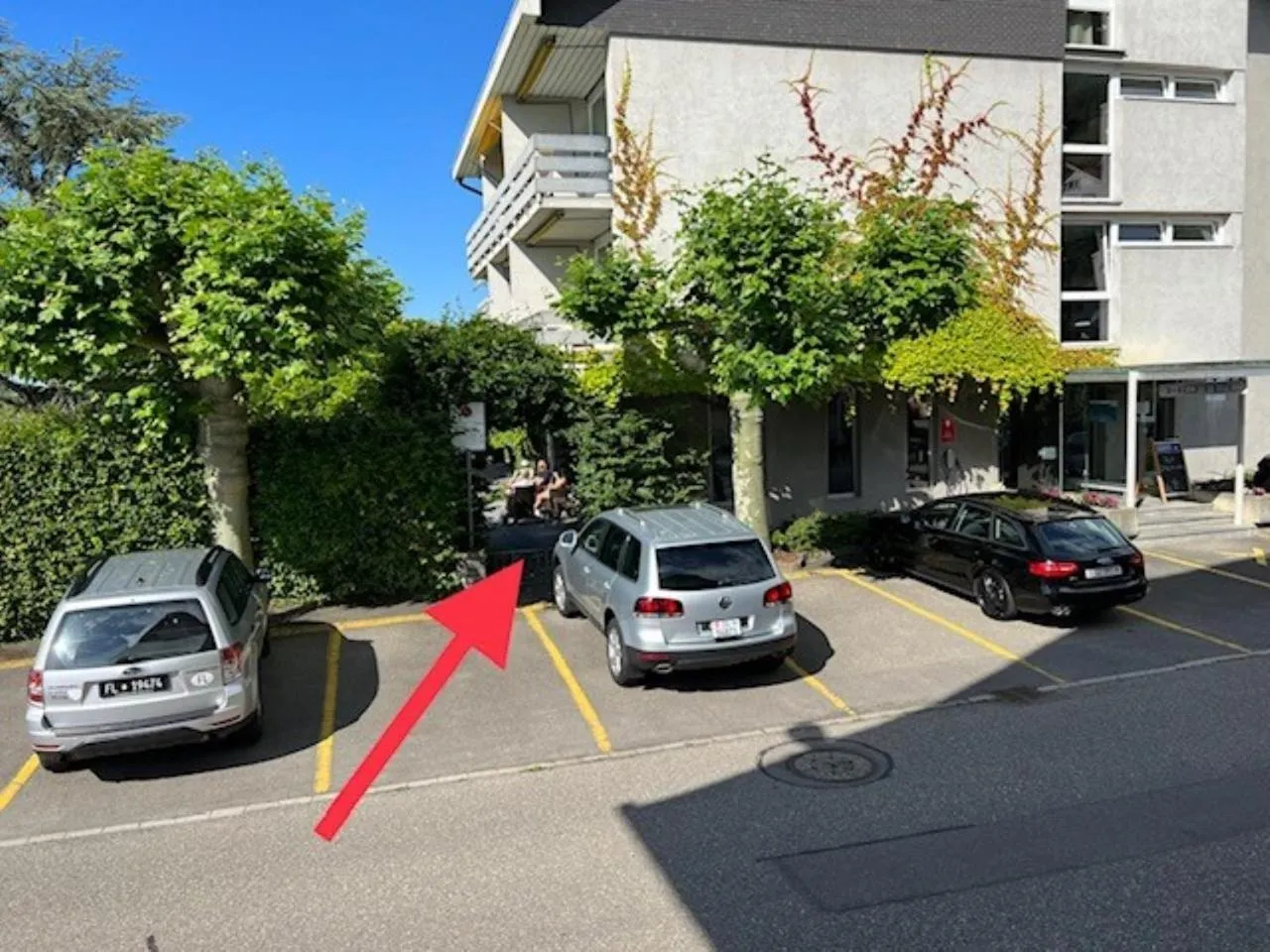 Parking in Fontana Garni